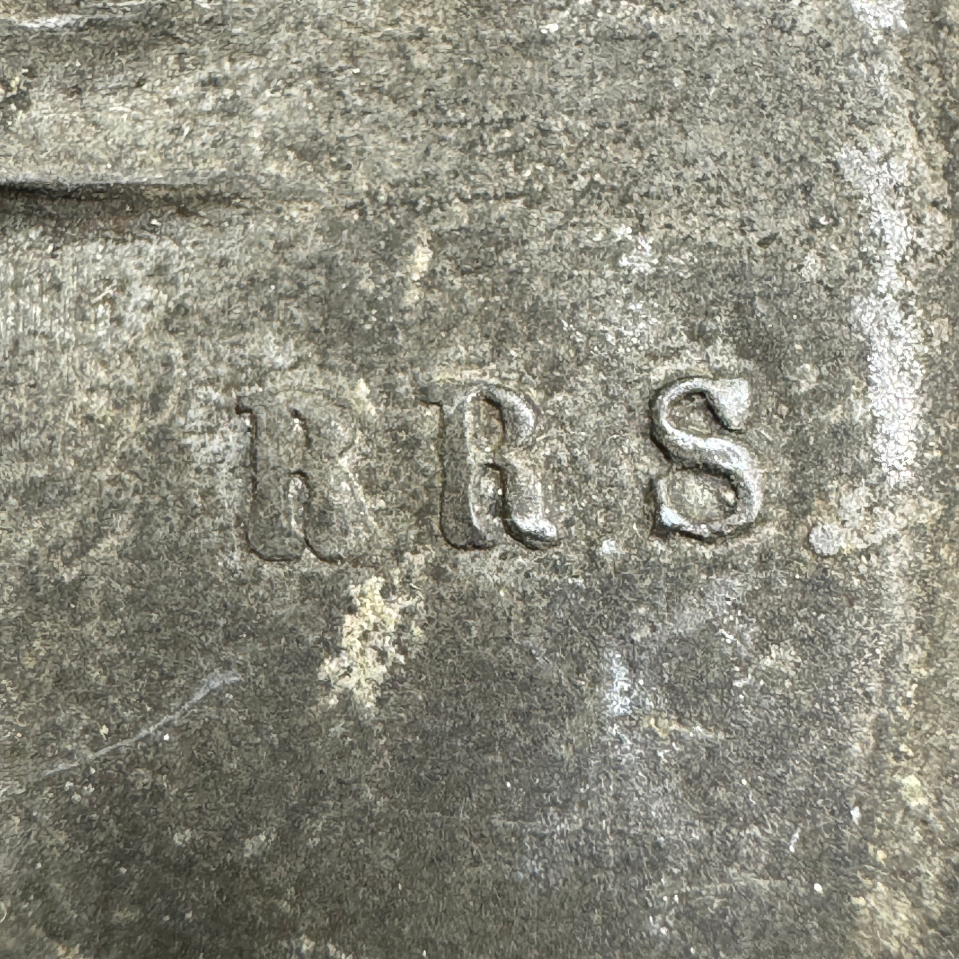 WW2 original artifact – Panzerkampfabzeichen Rudolf Richter Schlag RRS – interior detail