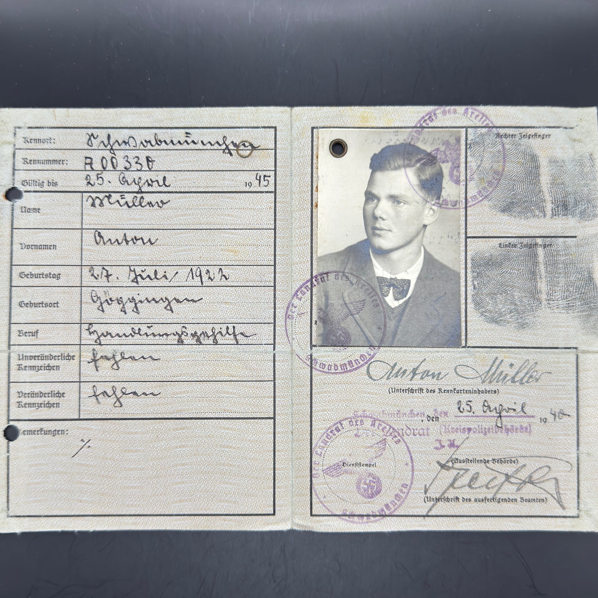 WW2 original artifact – Kennkarte Anton Müller 1940 – interior title page