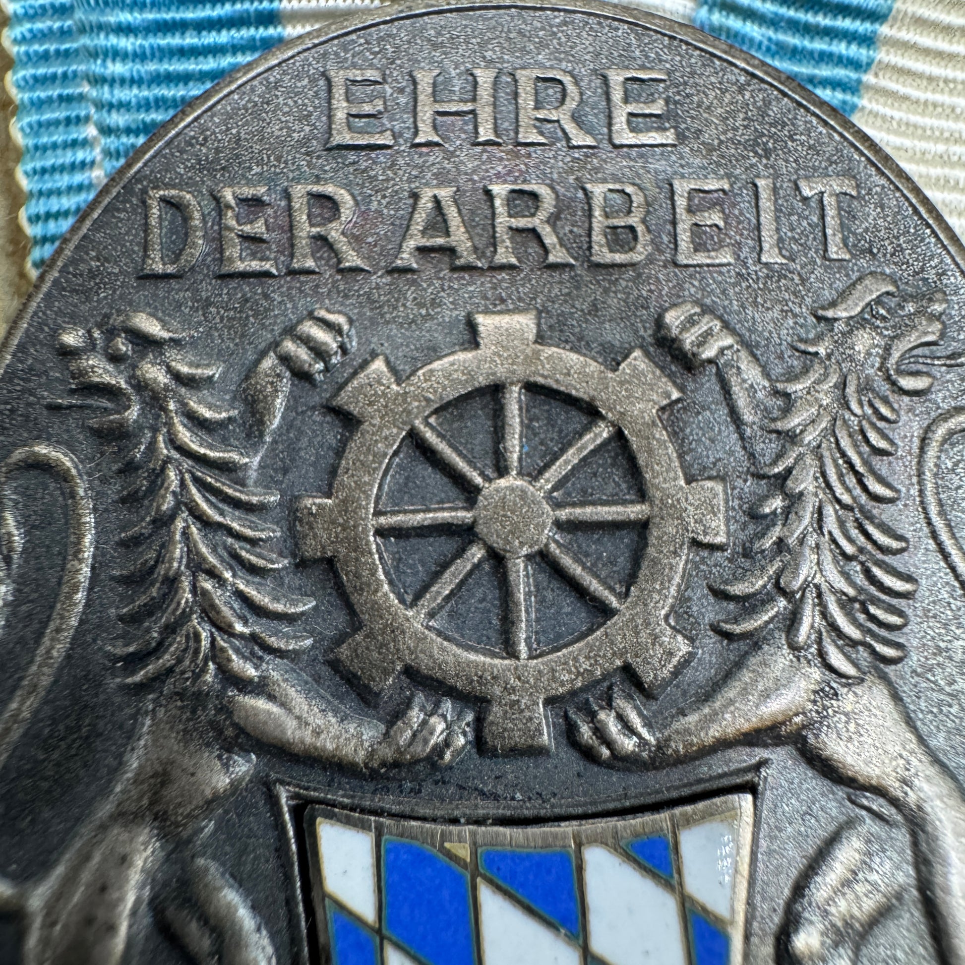 WW2 original artifact – Treudienstabzeichen der Bayerischen Industrie – interior page