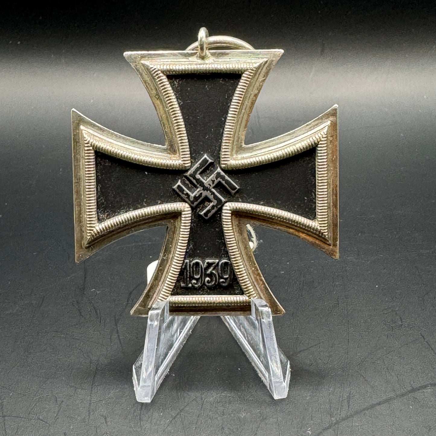 WW2 original artifact – Eiserne Kreuz 2 65 Klein & Quenzer AG – AxisArtifacts