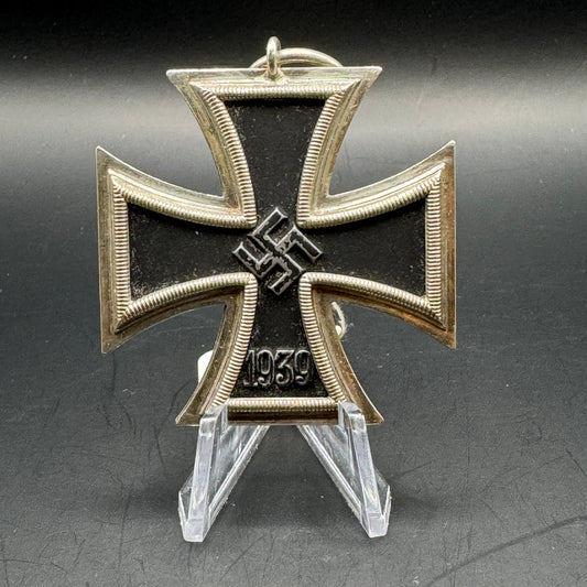 WW2 original artifact – Eiserne Kreuz 2 65 Klein & Quenzer AG – AxisArtifacts