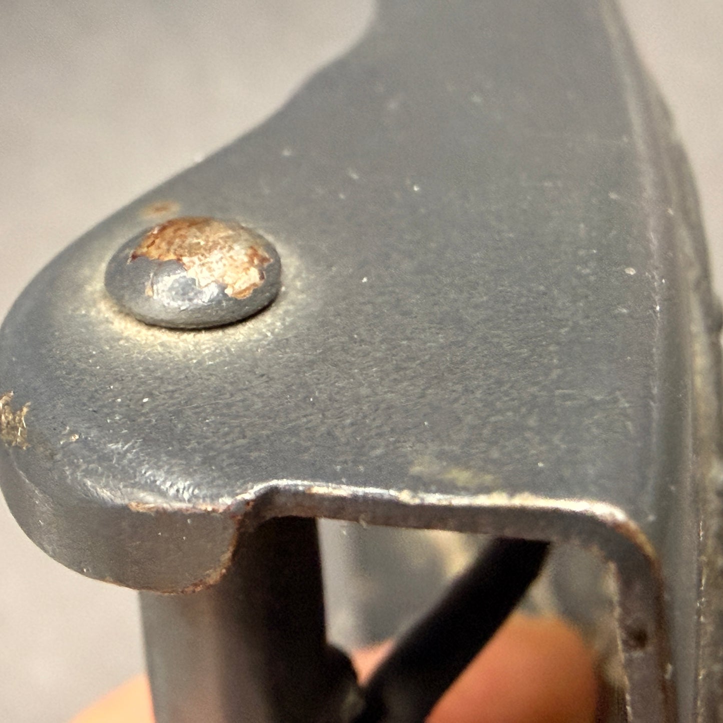 WW2 original artifact – Luftwaffe steel belt buckle by Noelle & Hueck 1942 – interior page