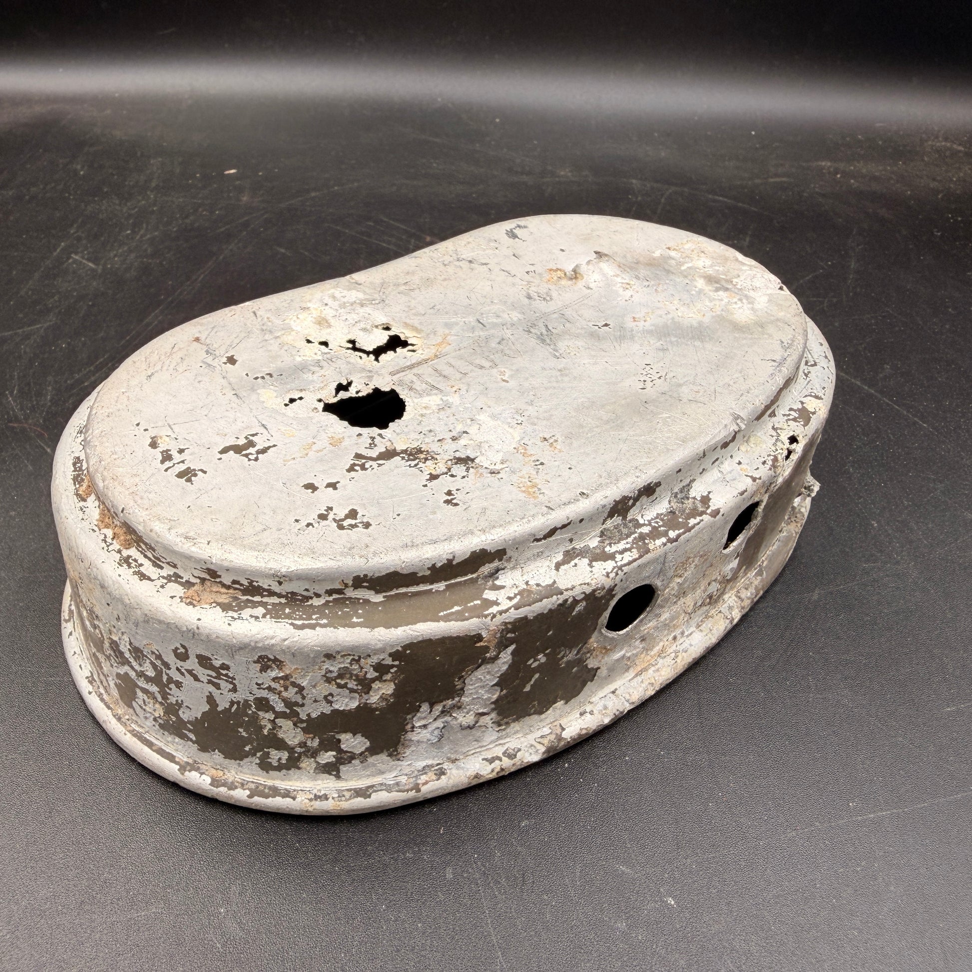 WW2 original artifact – German messkit lid with inscription "ob monn" – AxisArtifacts