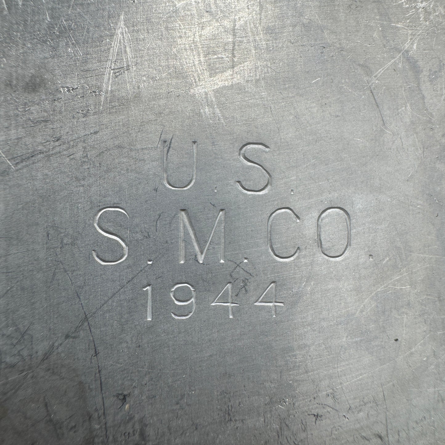 WW2 original artifact – WW2 US canteen 1944 – interior detail