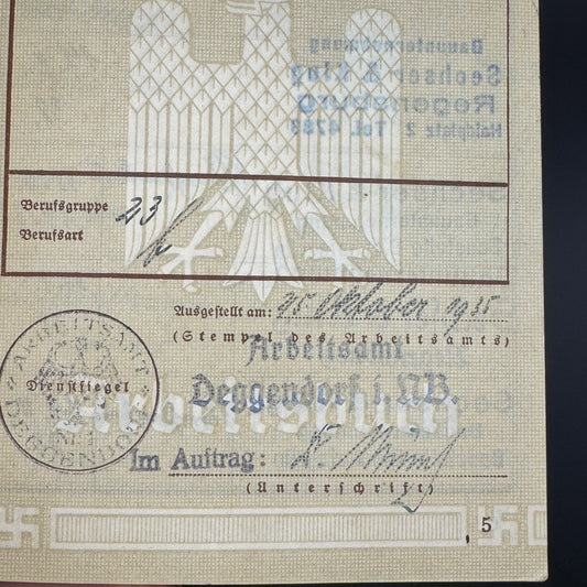 WW2 original artifact – Arbeitsbuch Albert Zeitl – interior detail