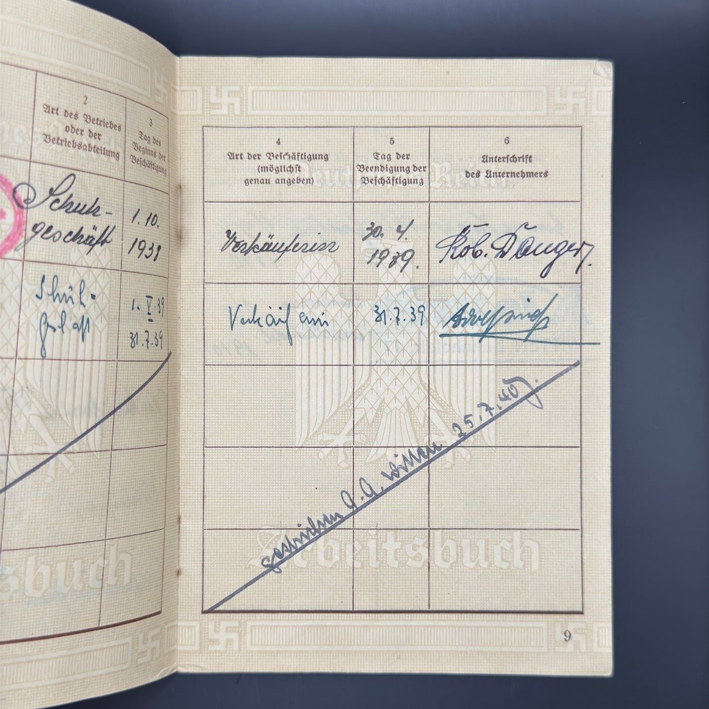 WW2 original artifact – Arbeitsbuch Shoe saleswoman – interior page