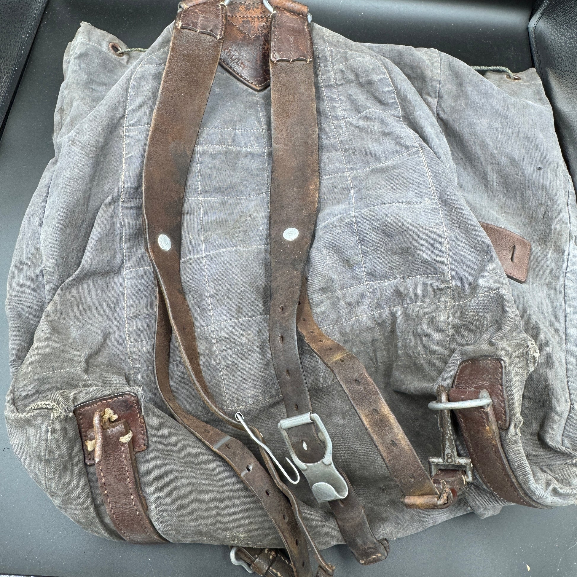 WW2 original artifact – Luftwaffe Rücksack – interior page