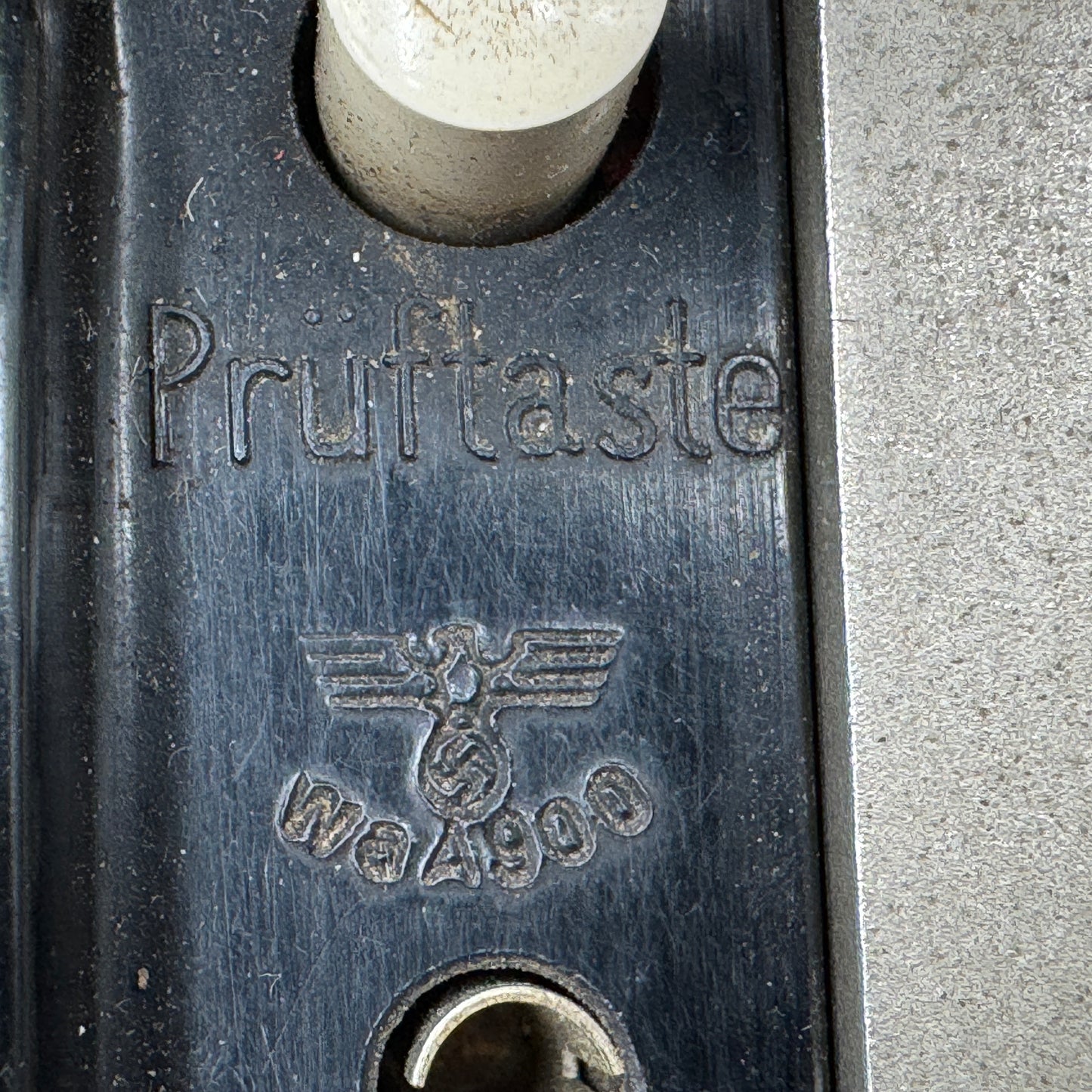 WW2 original artifact – Working German Field Telephone (FF33) 1941 – interior page