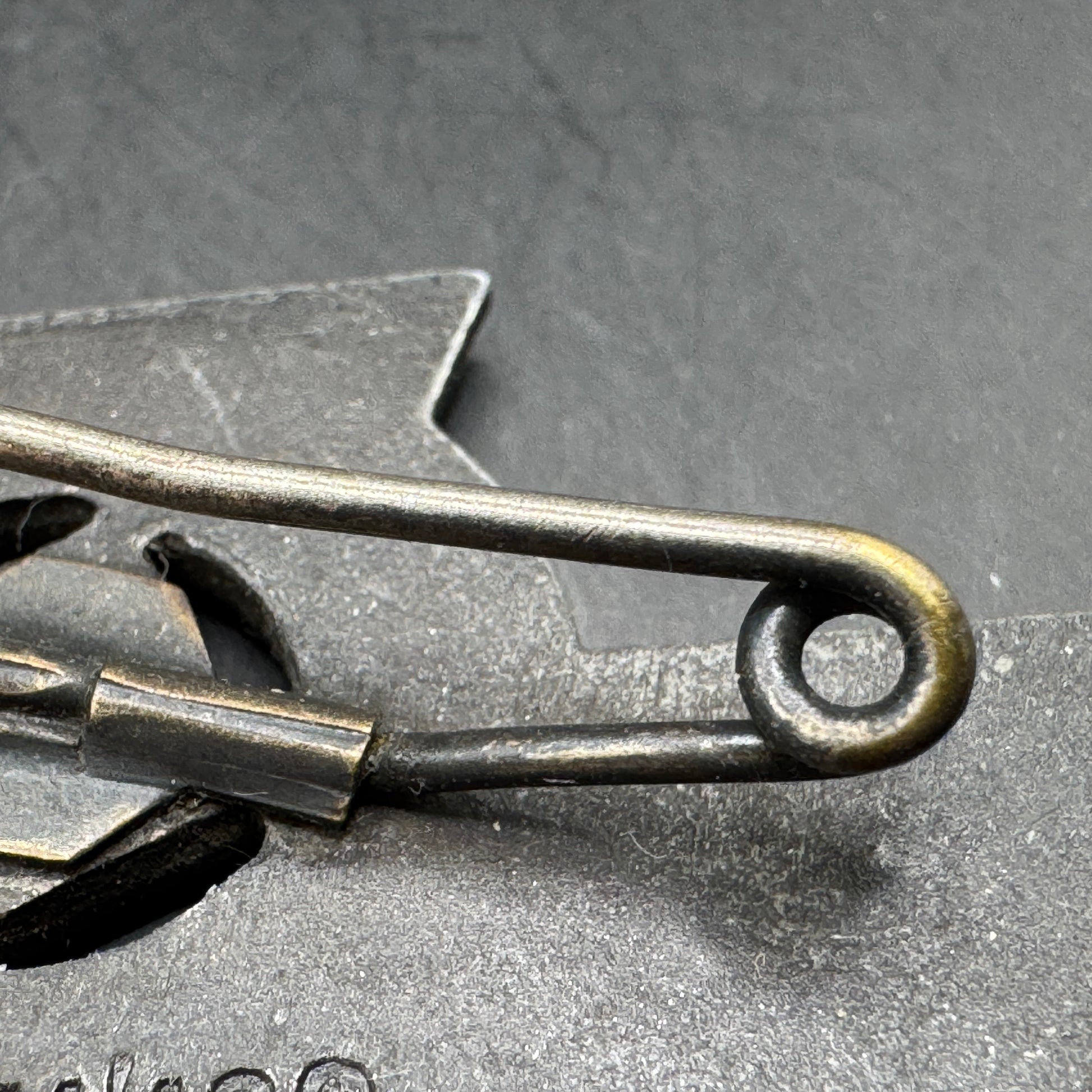 WW2 original artifact – Deutsches Jungvolk (DJ)-Leistungsabzeichen in Silver M1/120 – interior page