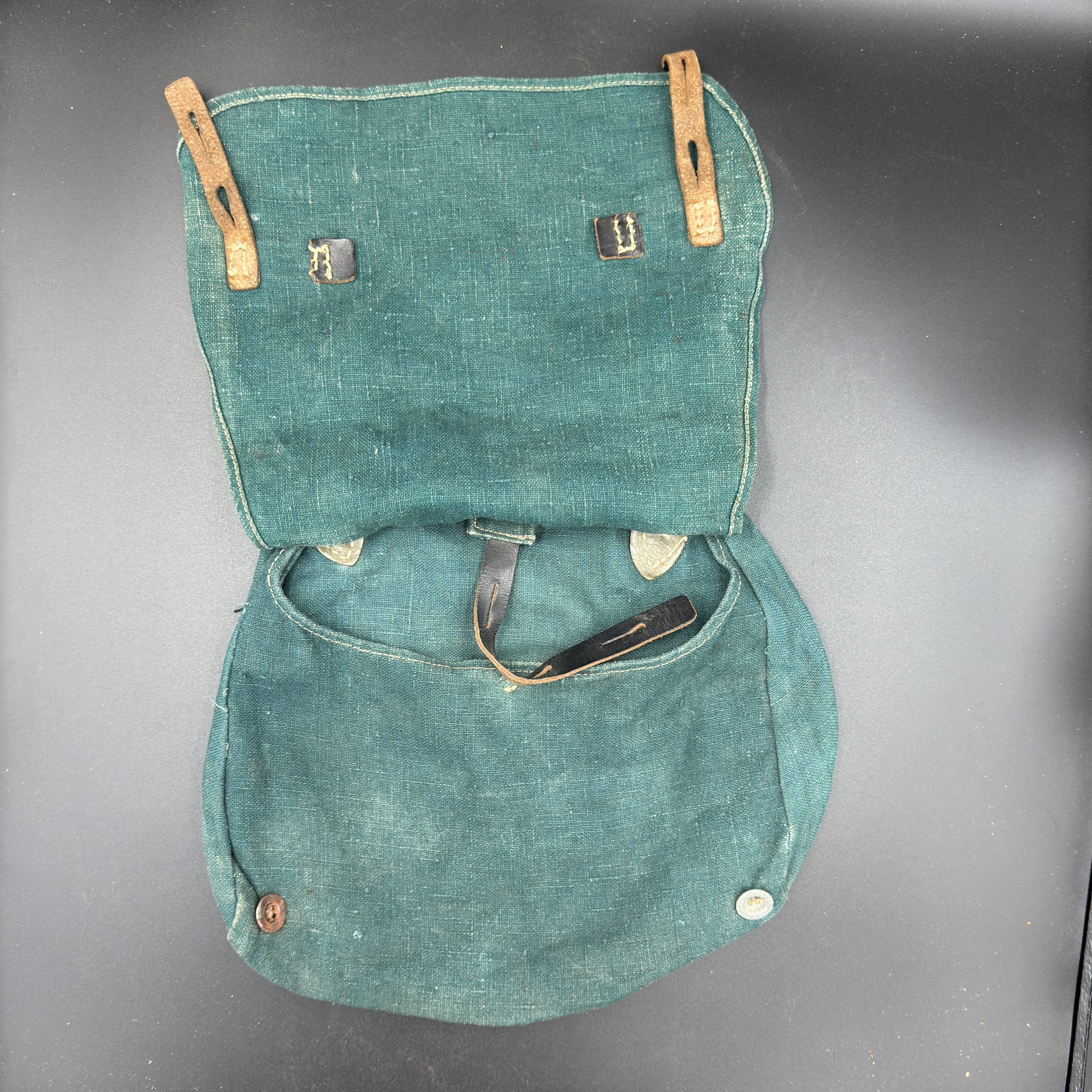 WW2 original artifact – Polizei Brotbeutel – interior title page