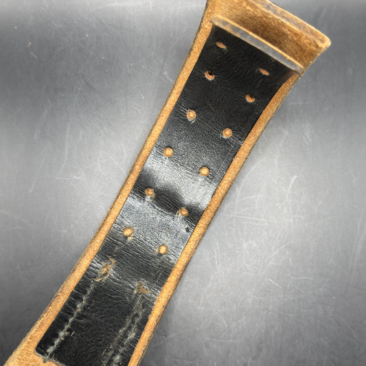 WW2 original artifact – WW2 German Black belt 95 cm – interior detail