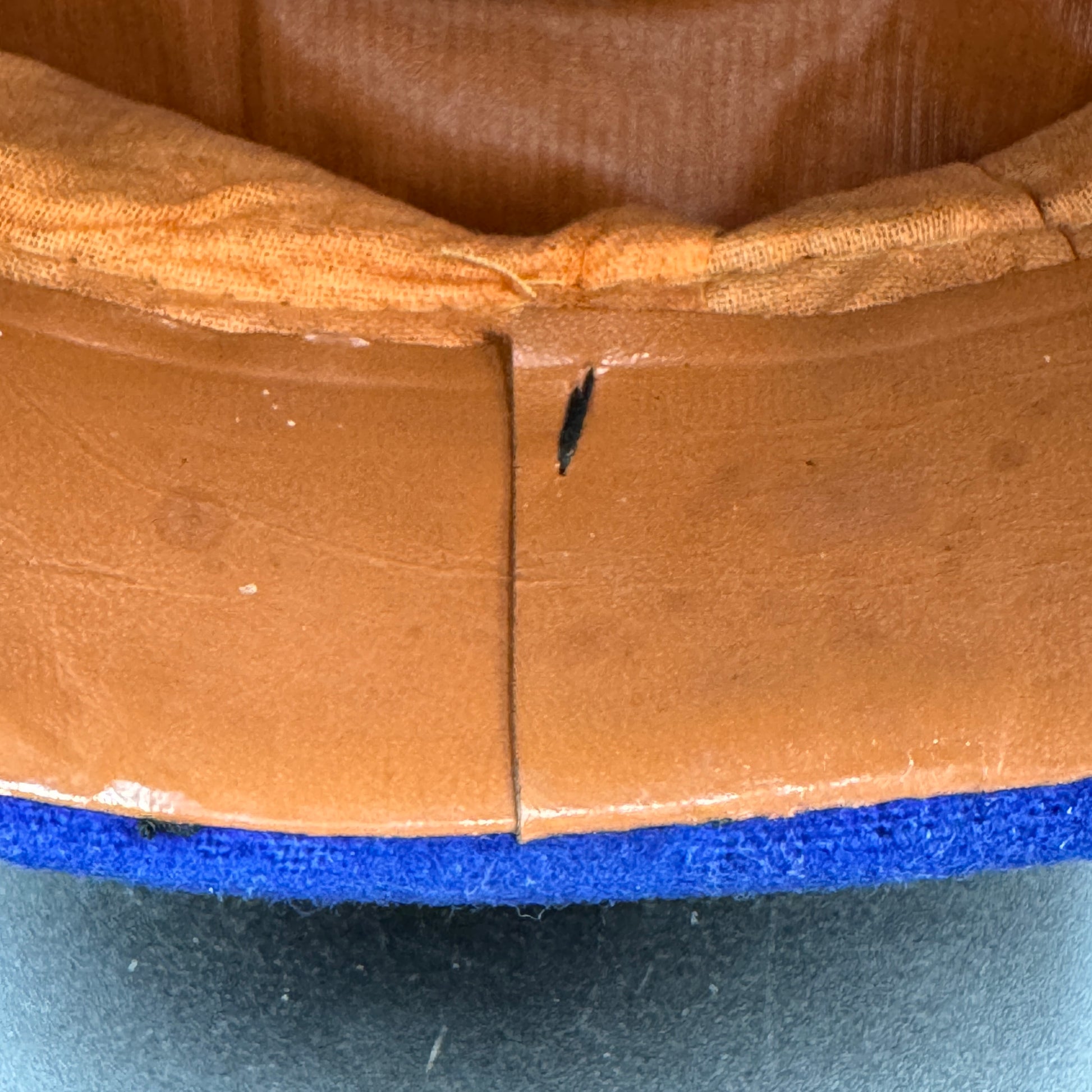 WW2 original artifact – Postal Service (Postschutz) EM/NCO Visor Cap – interior page