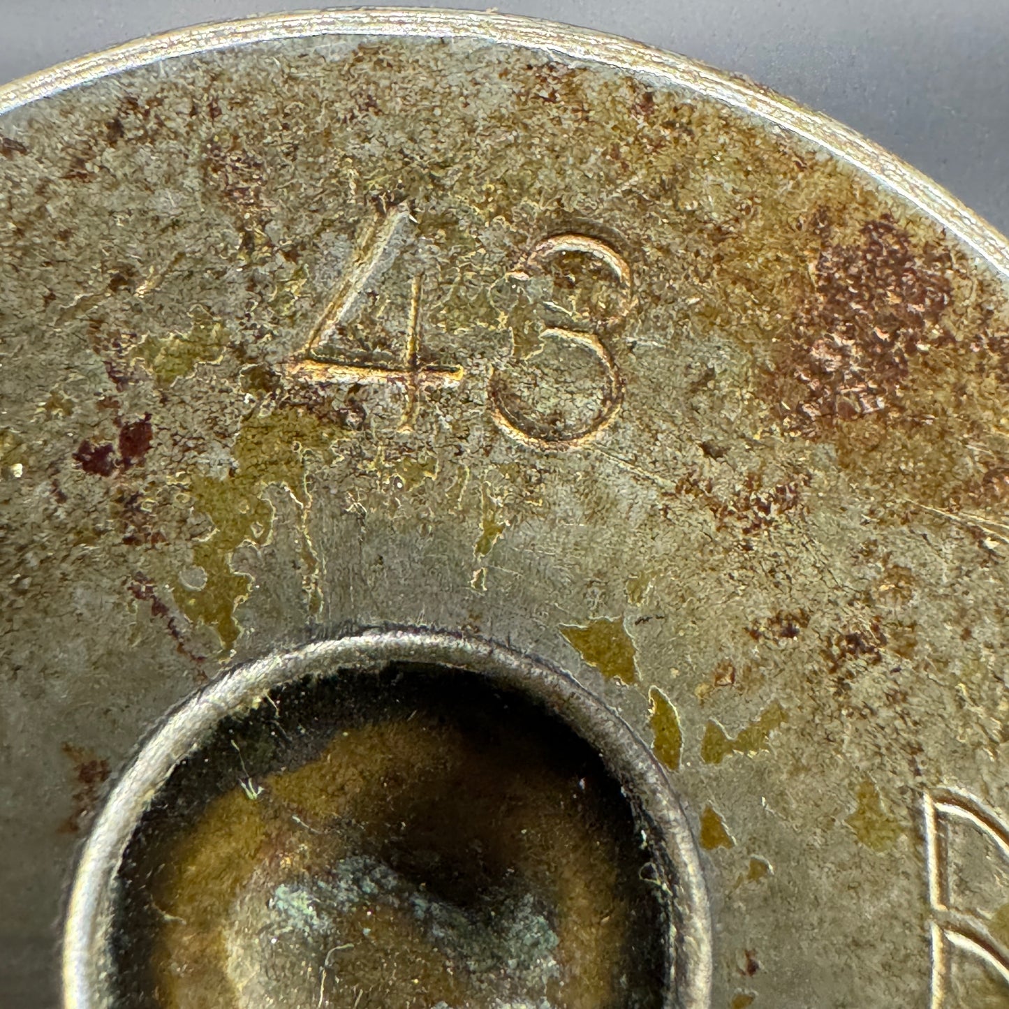 WW2 original artifact – 20mm FLAK High-Explosive Round with Dissected Tracer – interior page