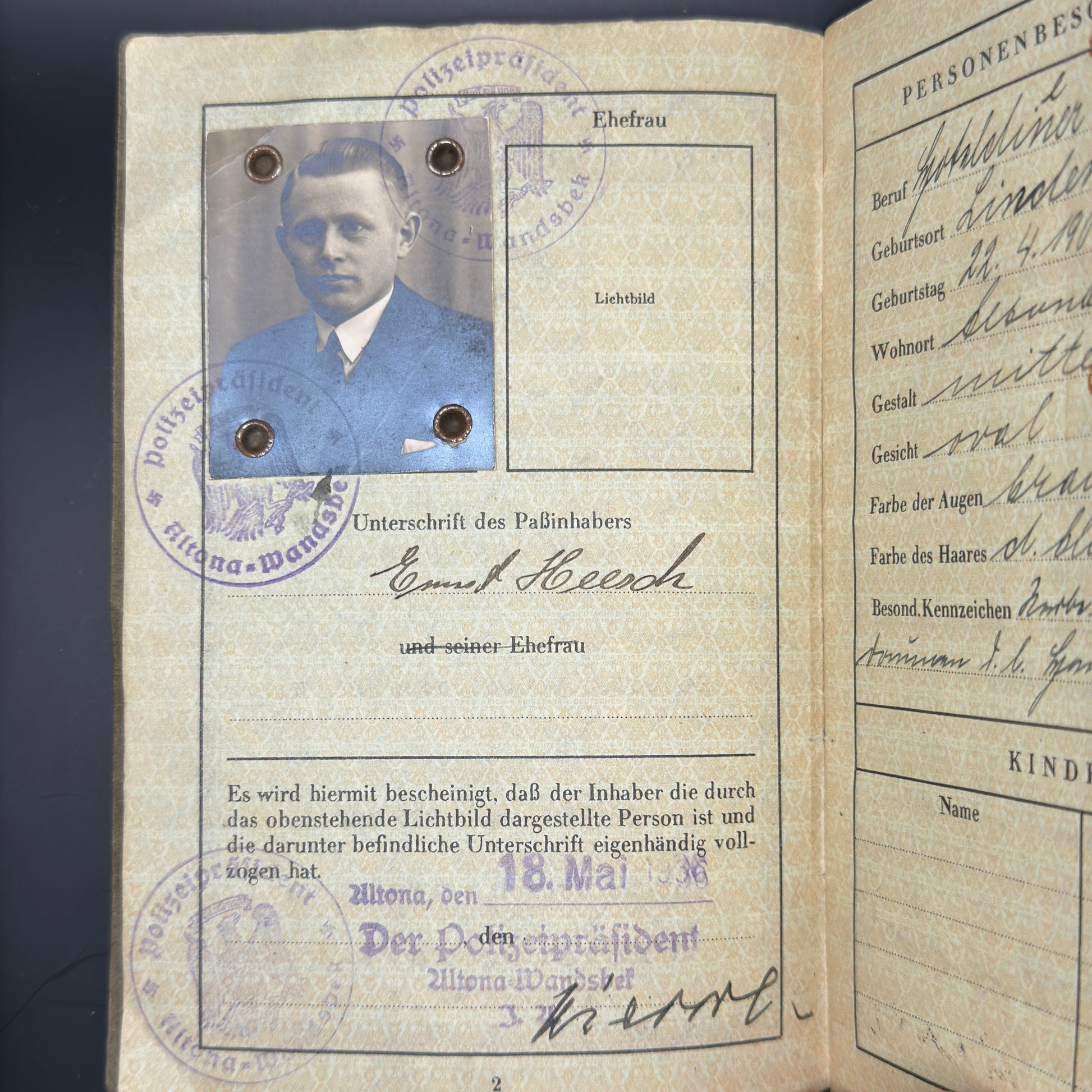 WW2 original artifact – Reisepass 1936 – interior title page