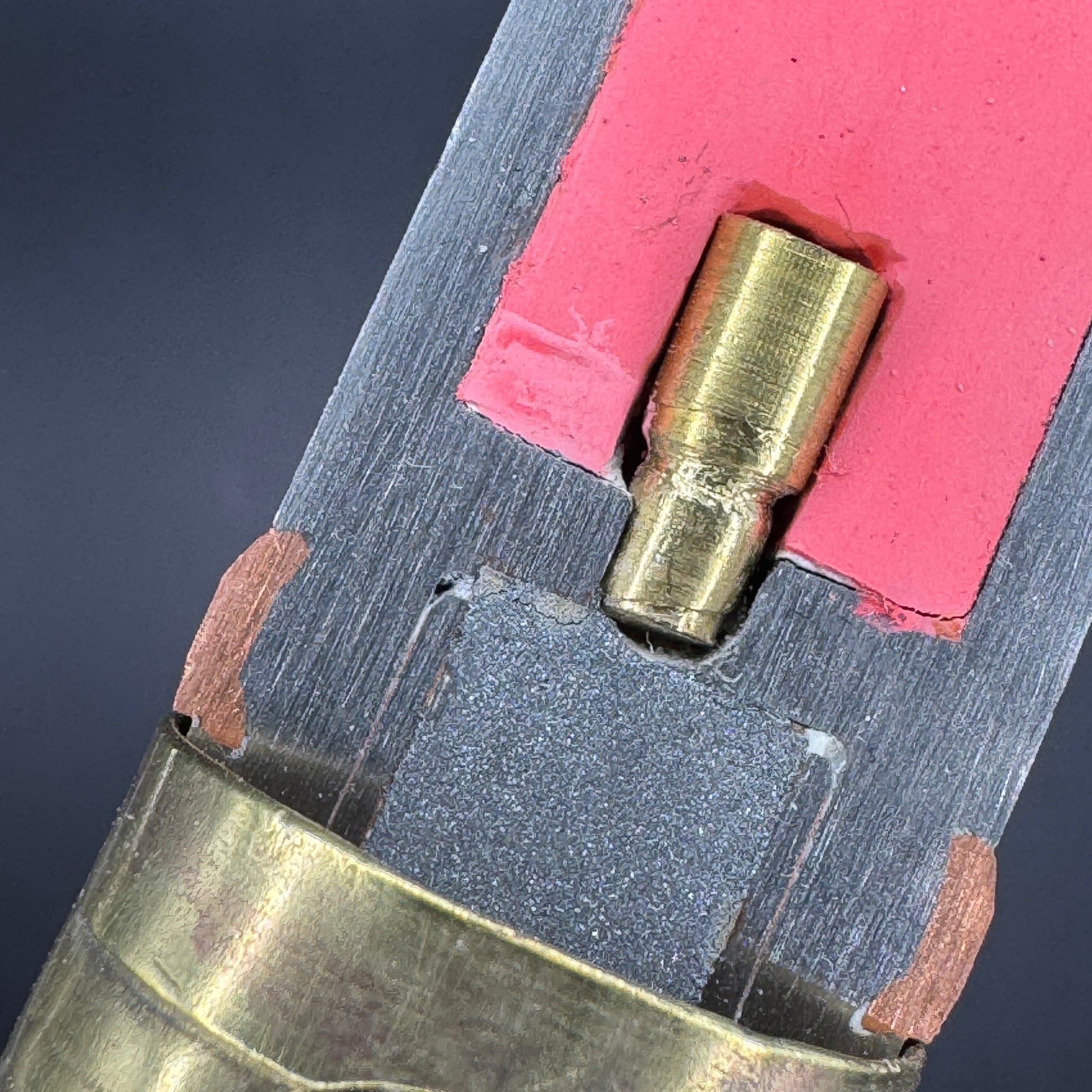 WW2 original artifact – 20mm FLAK High-Explosive Round with Dissected Tracer – interior page