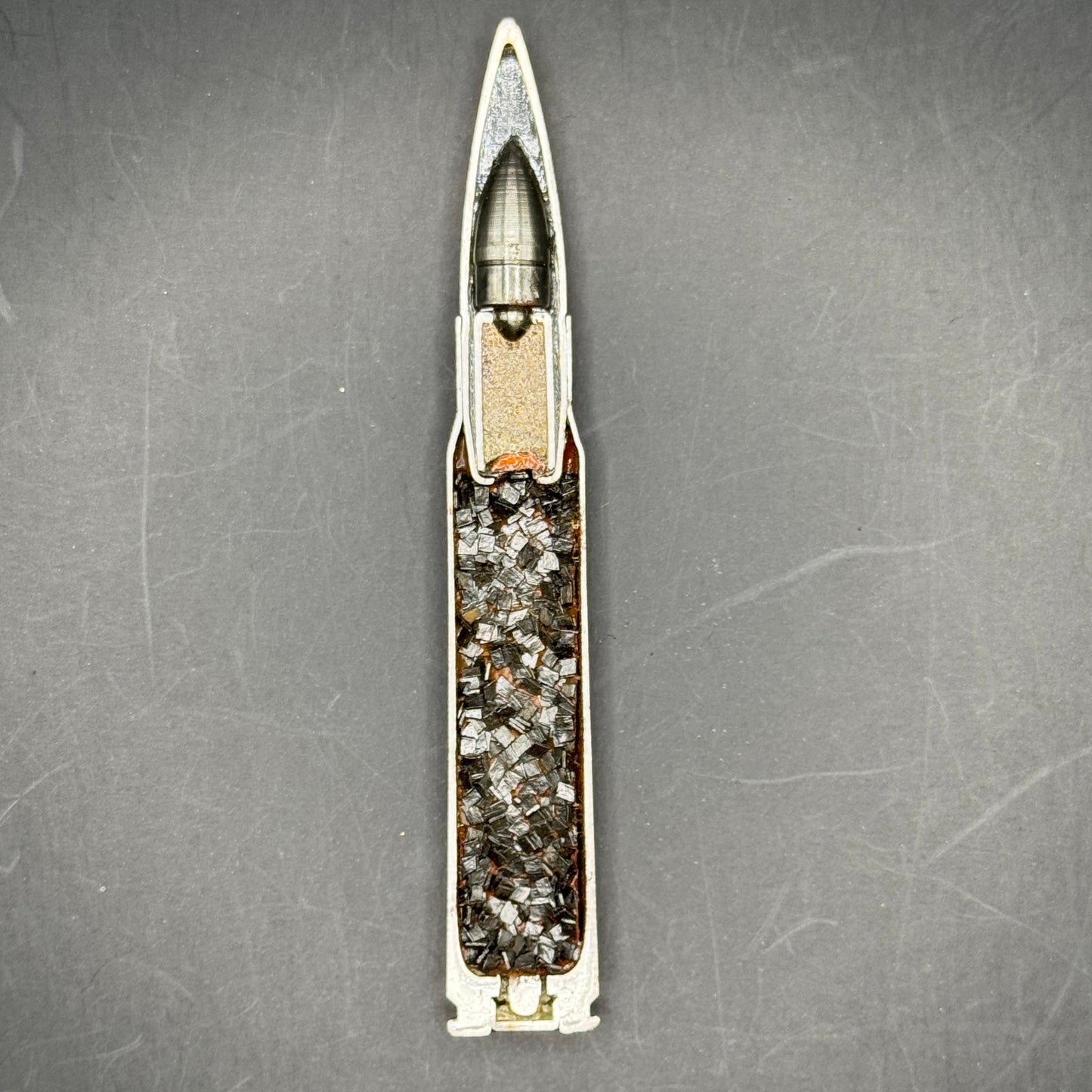 WW2 original artifact – 7,92 x 57 Mauser Zerlegter Leuchtspur – AxisArtifacts