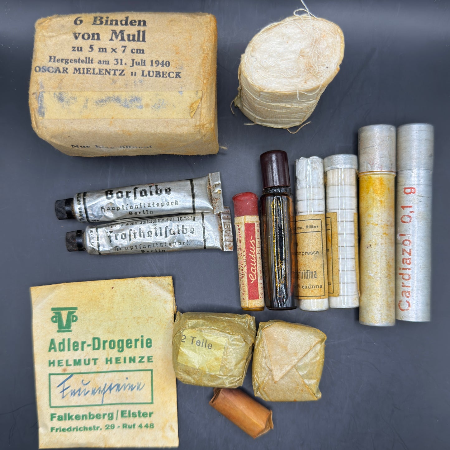 WW2 original artifact – German WW2 DRK Medic Pouch with Supplies 1939 – interior detail