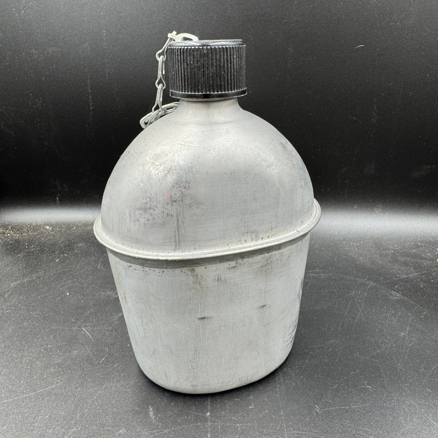 WW2 original artifact – WW2 US canteen 1944 – AxisArtifacts