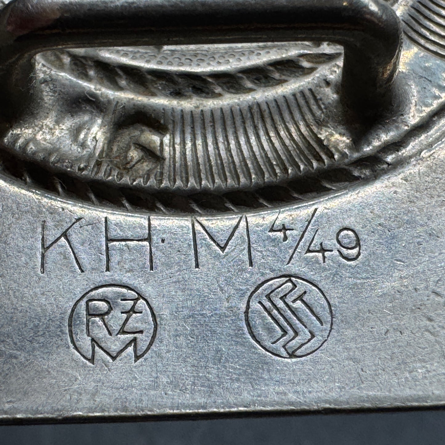 WW2 original artifact – Hitler Jugend buckle KH M 4/49 Steinhauer & Luck – interior title page
