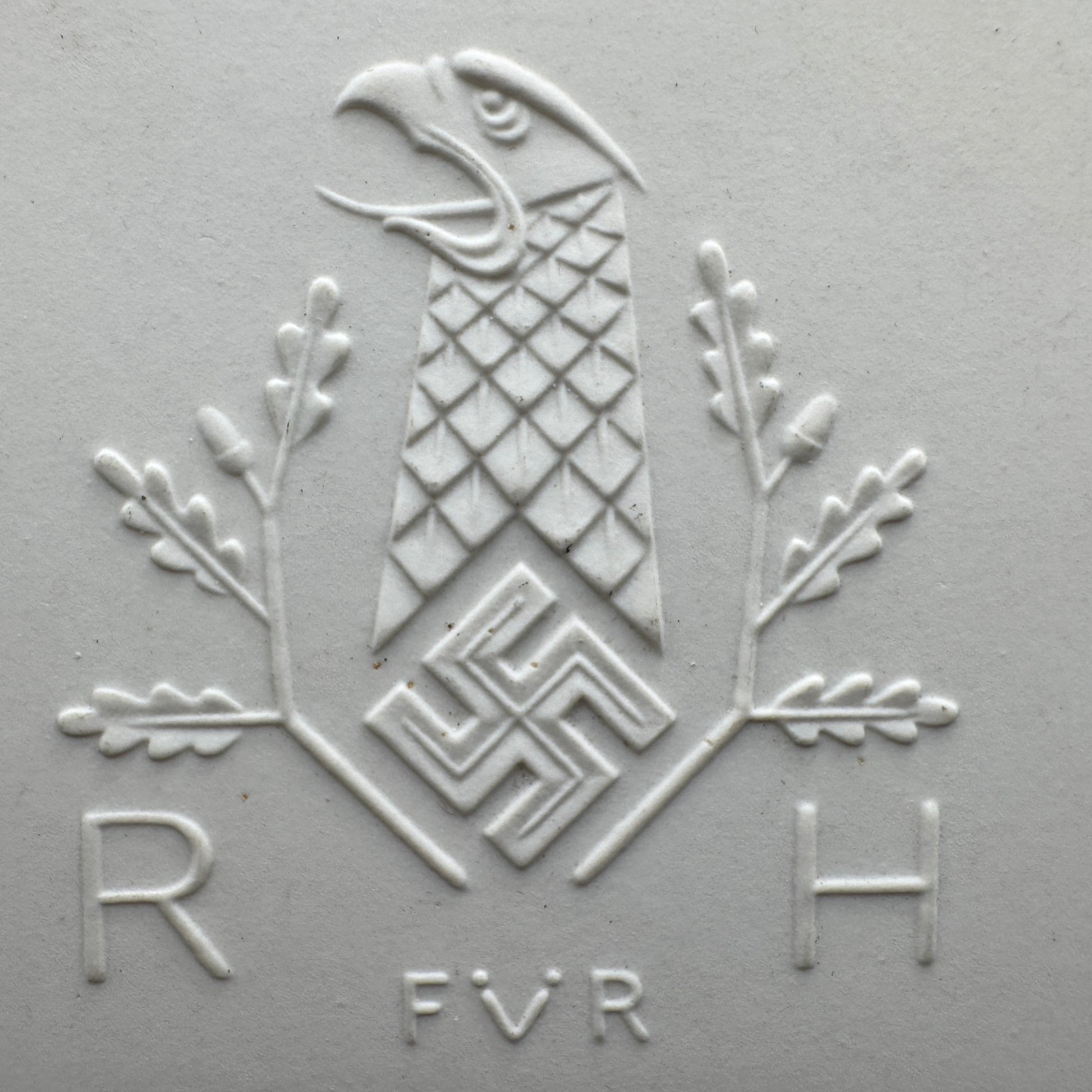 WW2 original artifact – Extremely rare!! Reichsverband für das deutsche hundewesen with original case – interior title page