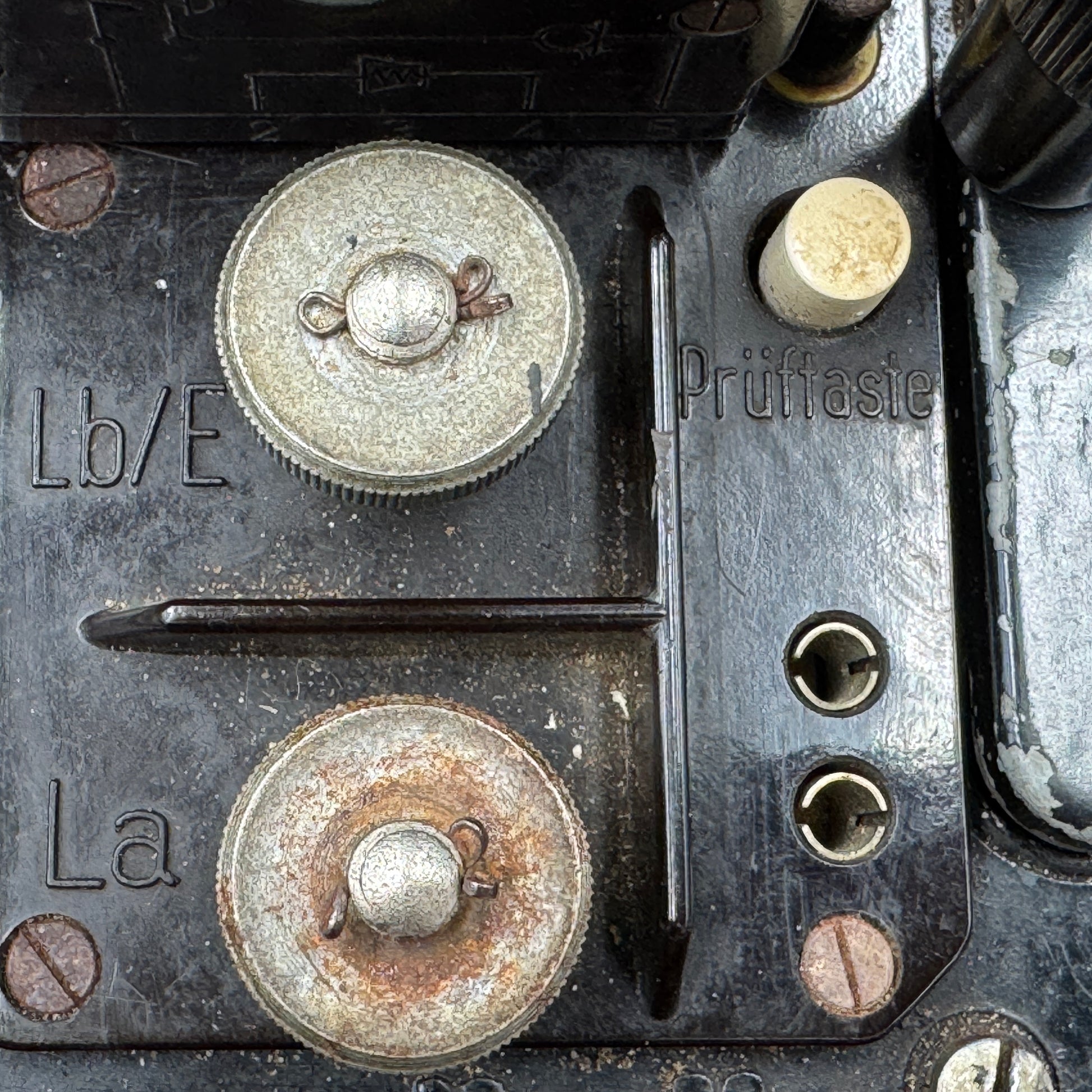 WW2 original artifact – Working German Field Telephone (FF33) 1943 – interior page