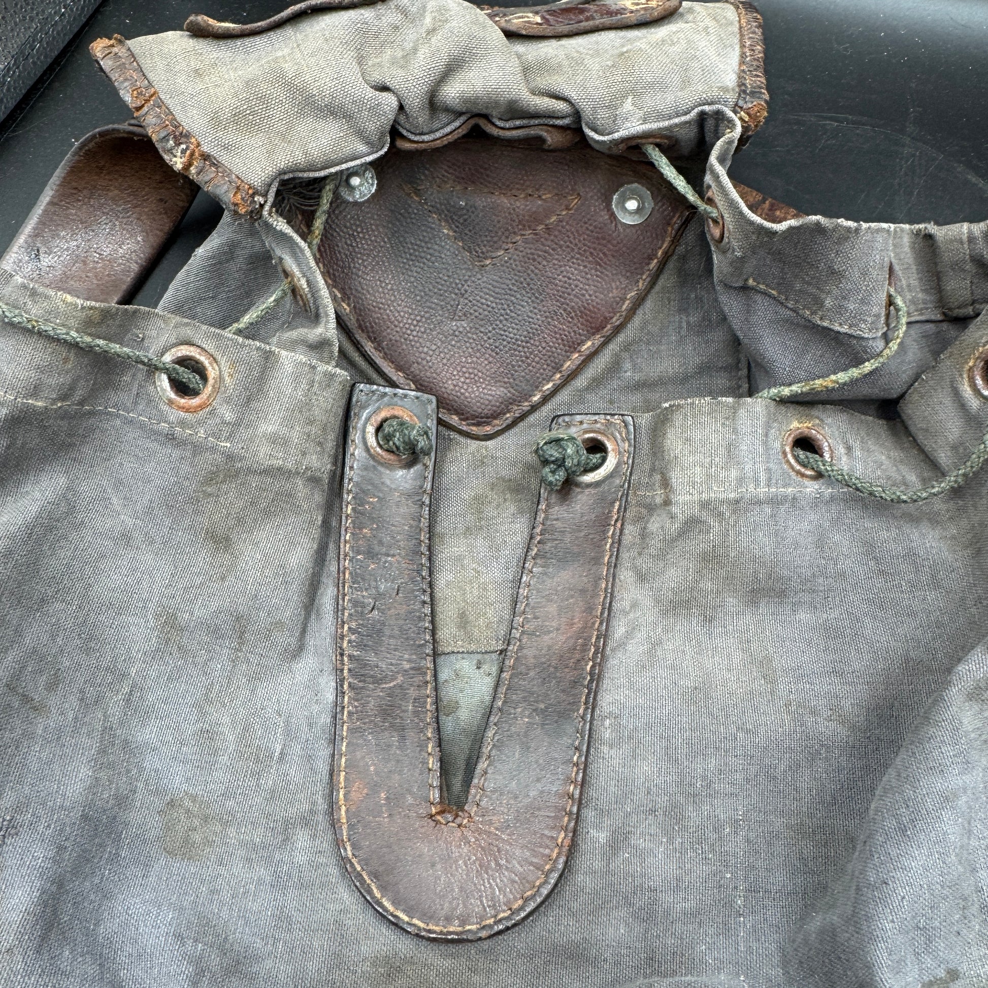 WW2 original artifact – Luftwaffe Rücksack – interior page