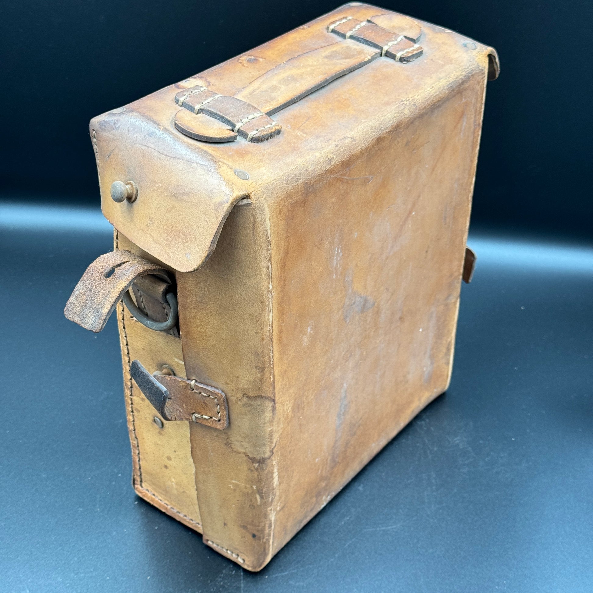 WW2 original artifact – D.R.K. LEATHER MEDICAL FIRST AID BAG – interior page