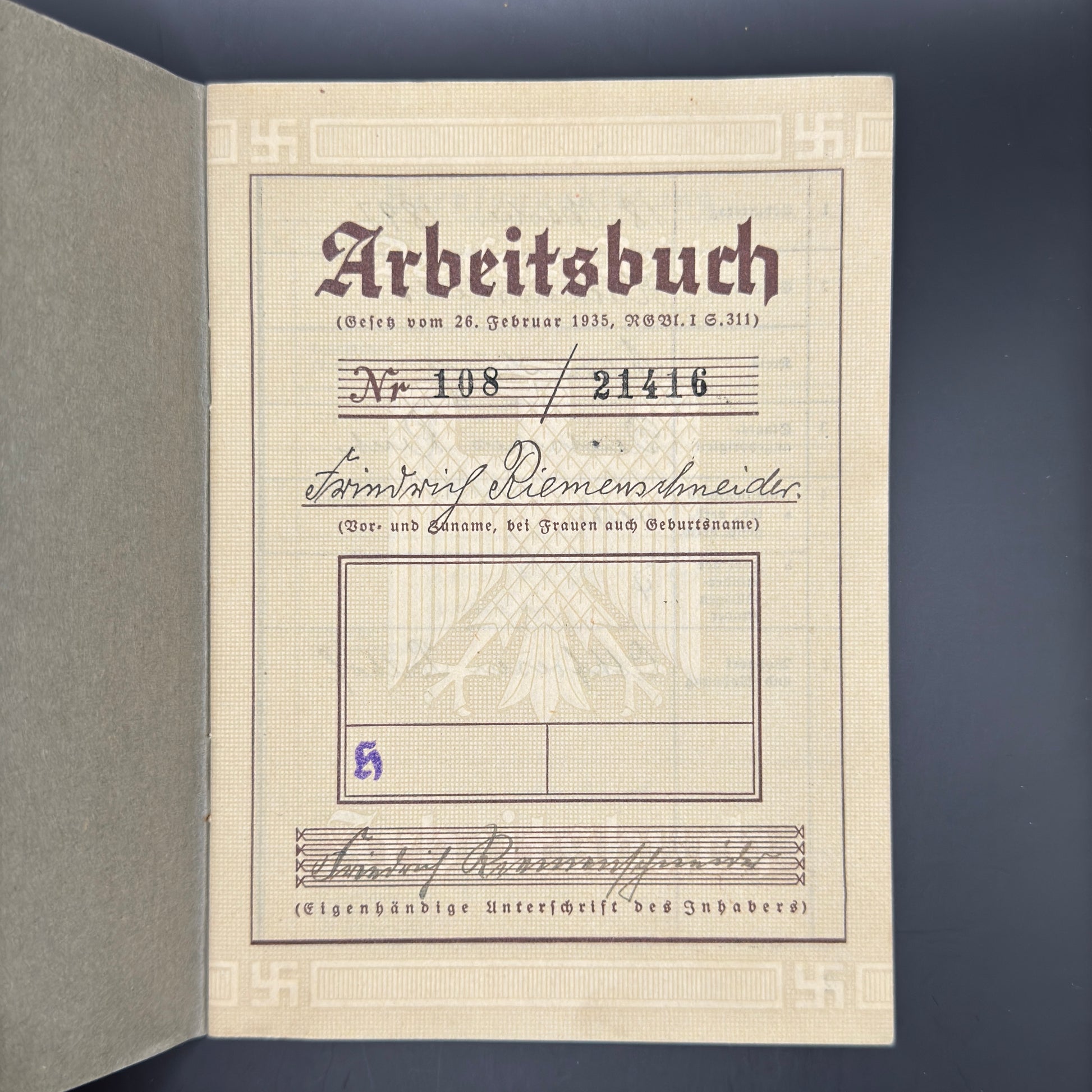 WW2 original artifact – Arbeitsbuch Waiter from Goslar – interior detail