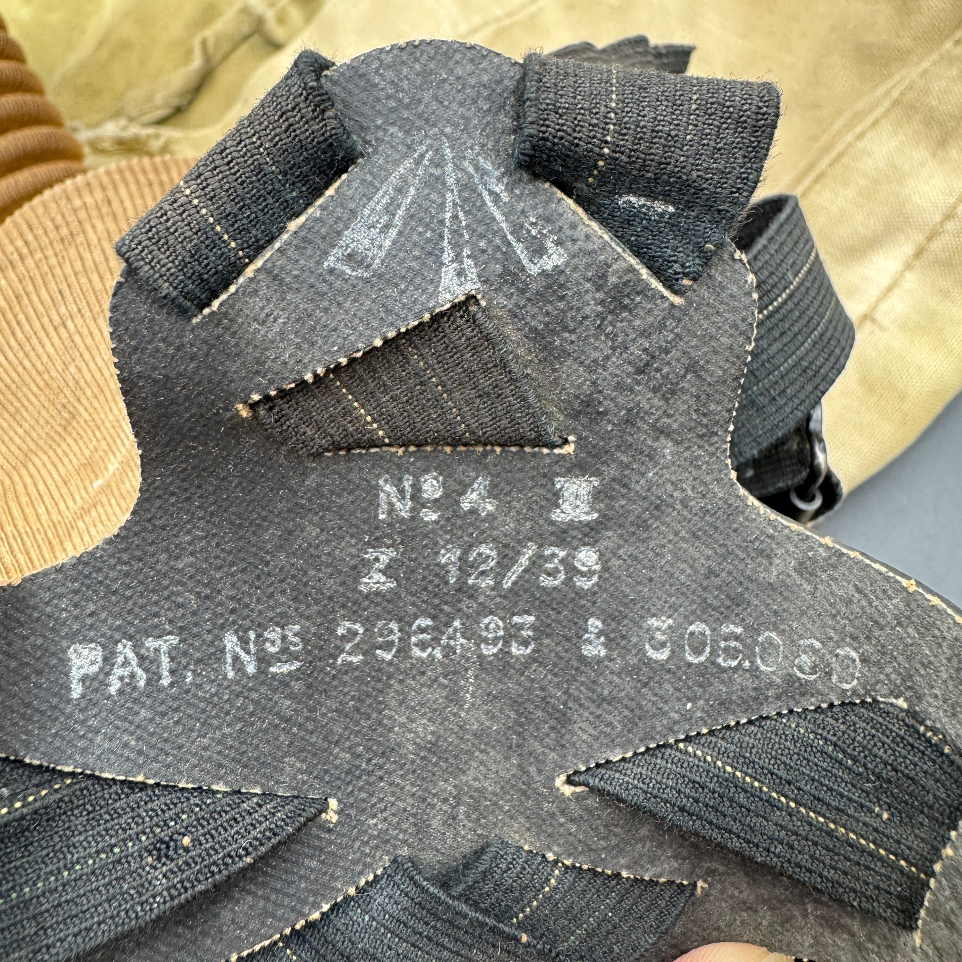 WW2 original artifact – British gas mask 1943 – interior page