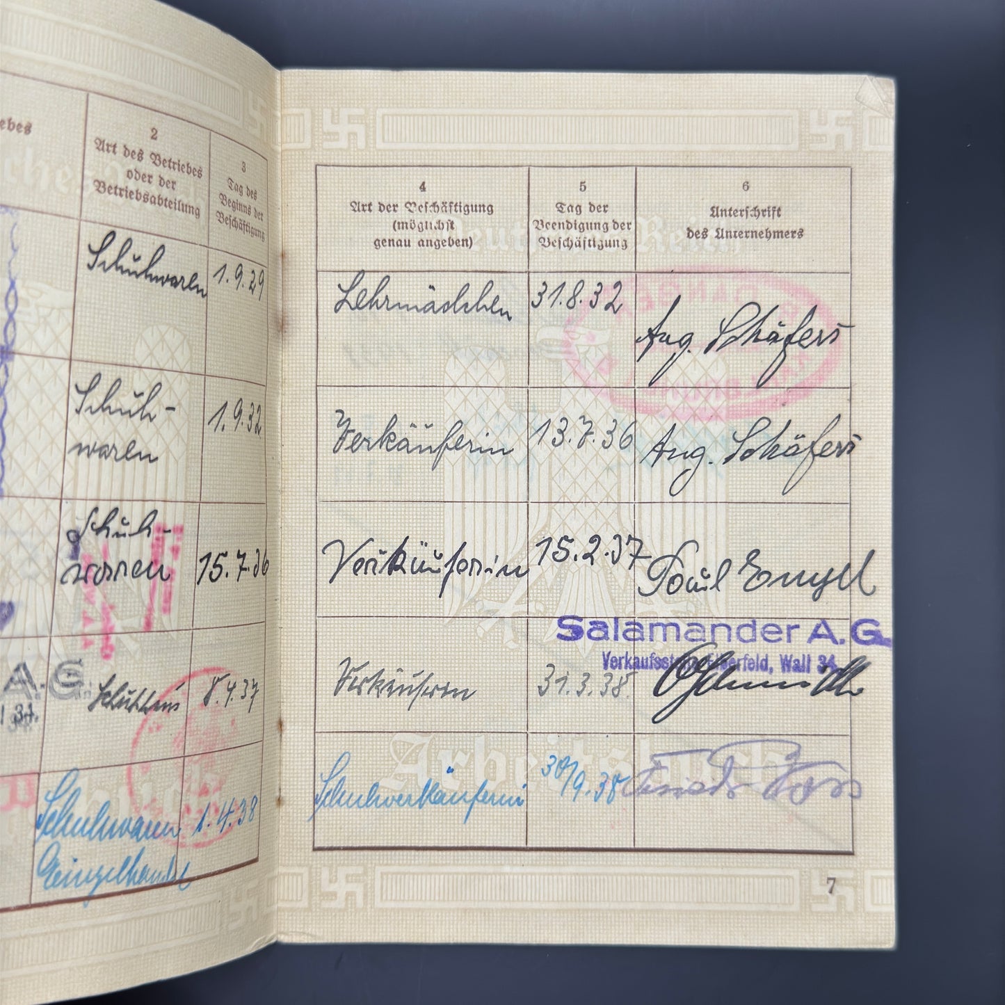 WW2 original artifact – Arbeitsbuch Shoe saleswoman – interior page