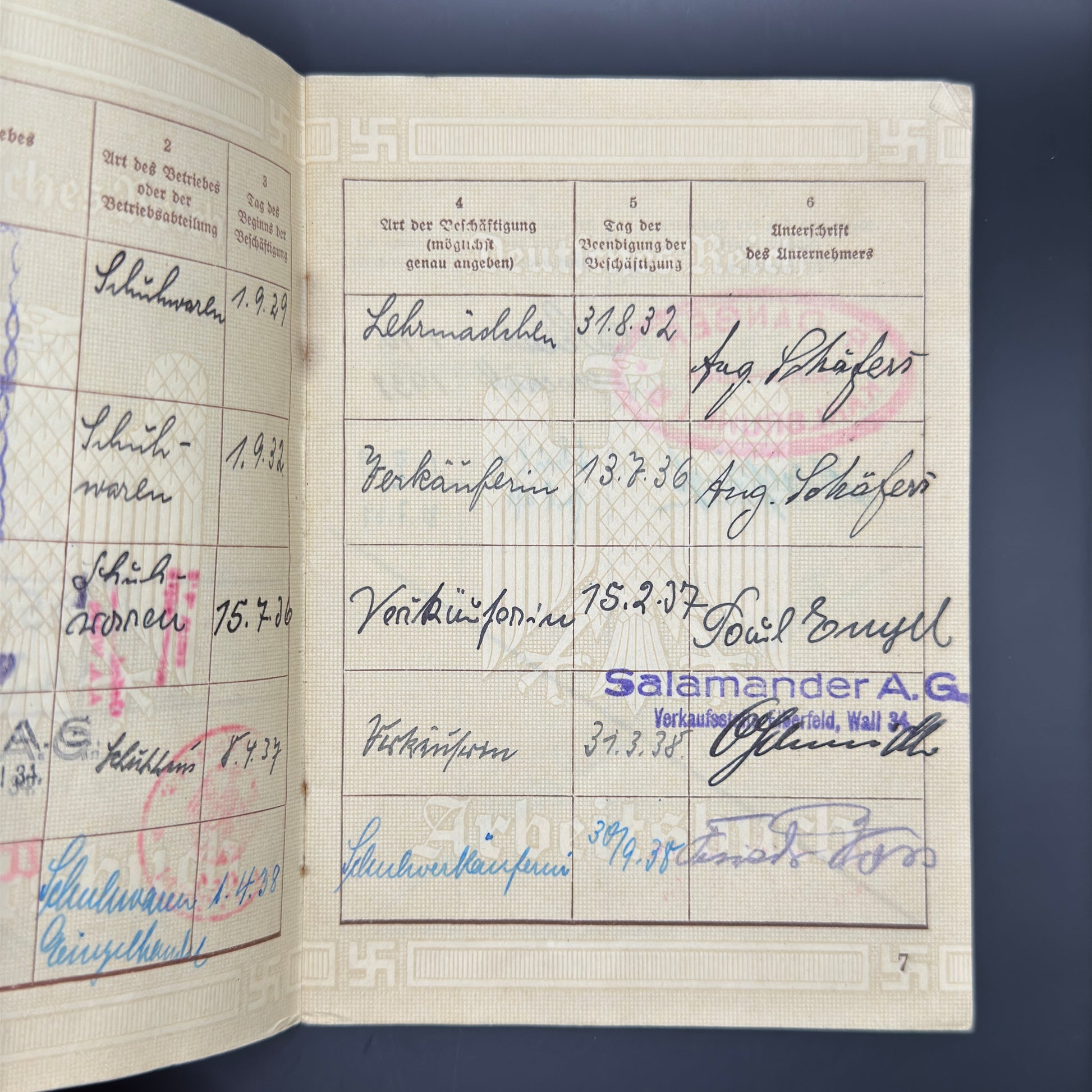 WW2 original artifact – Arbeitsbuch Shoe saleswoman – interior page