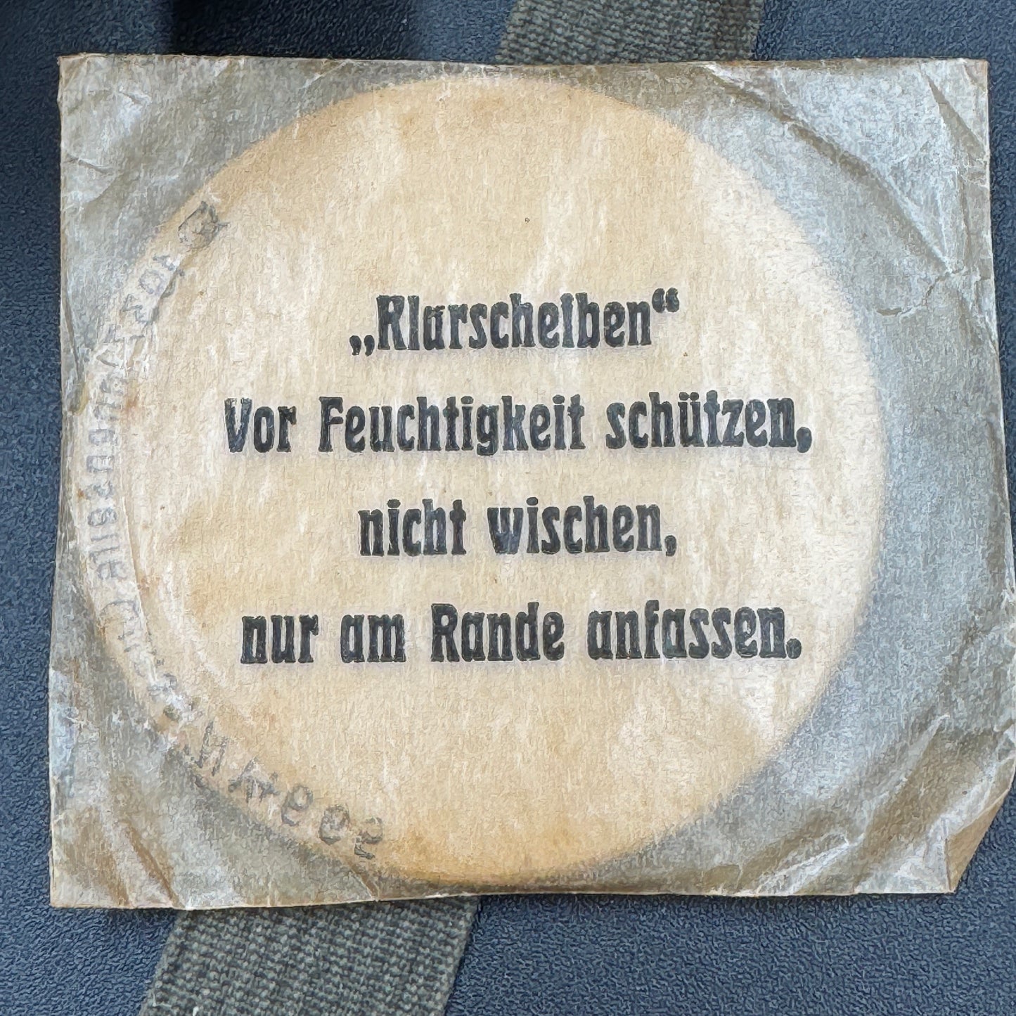 WW2 original artifact – DRK Luftschutz Gas Mask 1938 by AUER – interior page