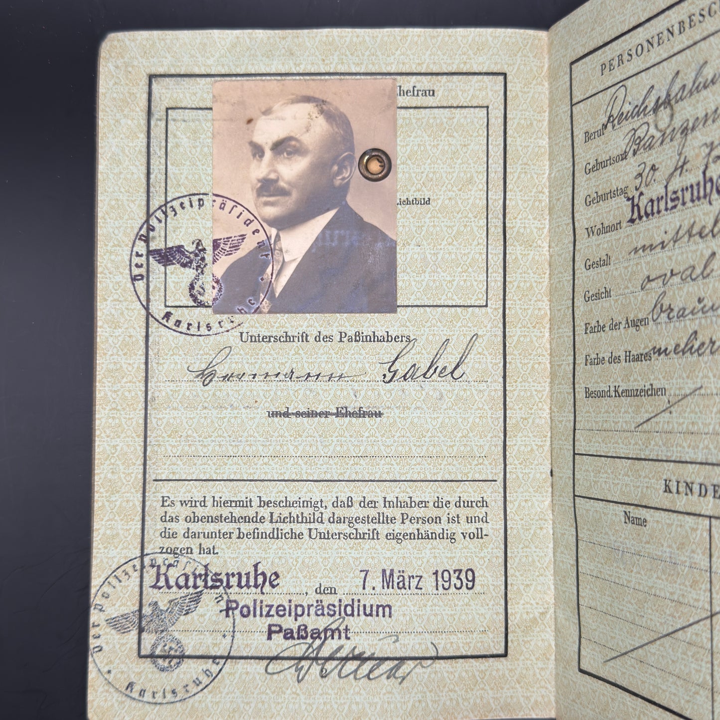 WW2 original artifact – Reisepass Deutsches Reich Hermann Gabel – interior page