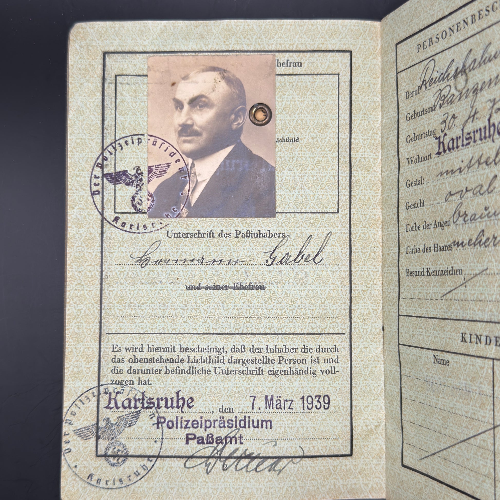 WW2 original artifact – Reisepass Deutsches Reich Hermann Gabel – interior page