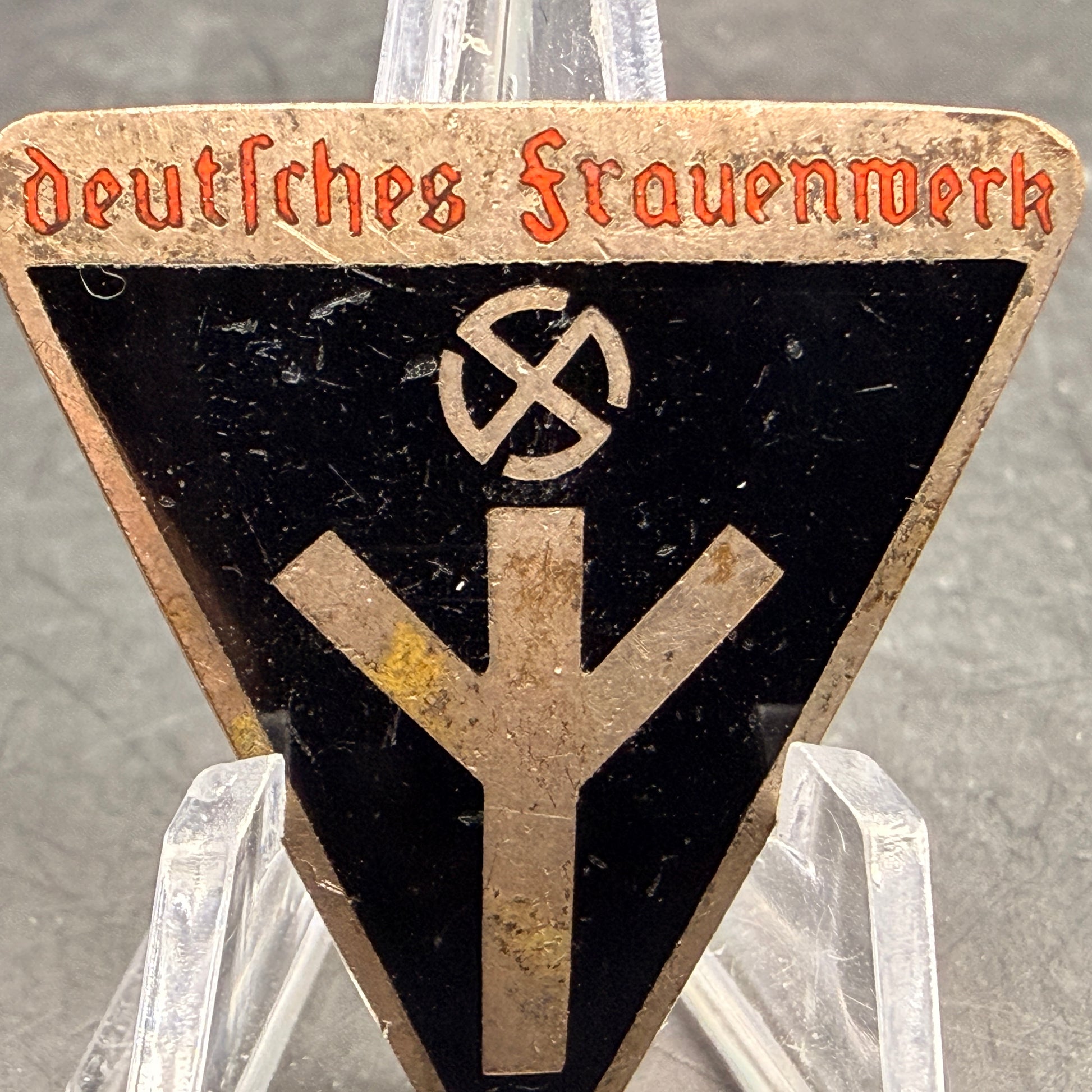 WW2 original artifact – Deutsches Frauenwerk – interior title page