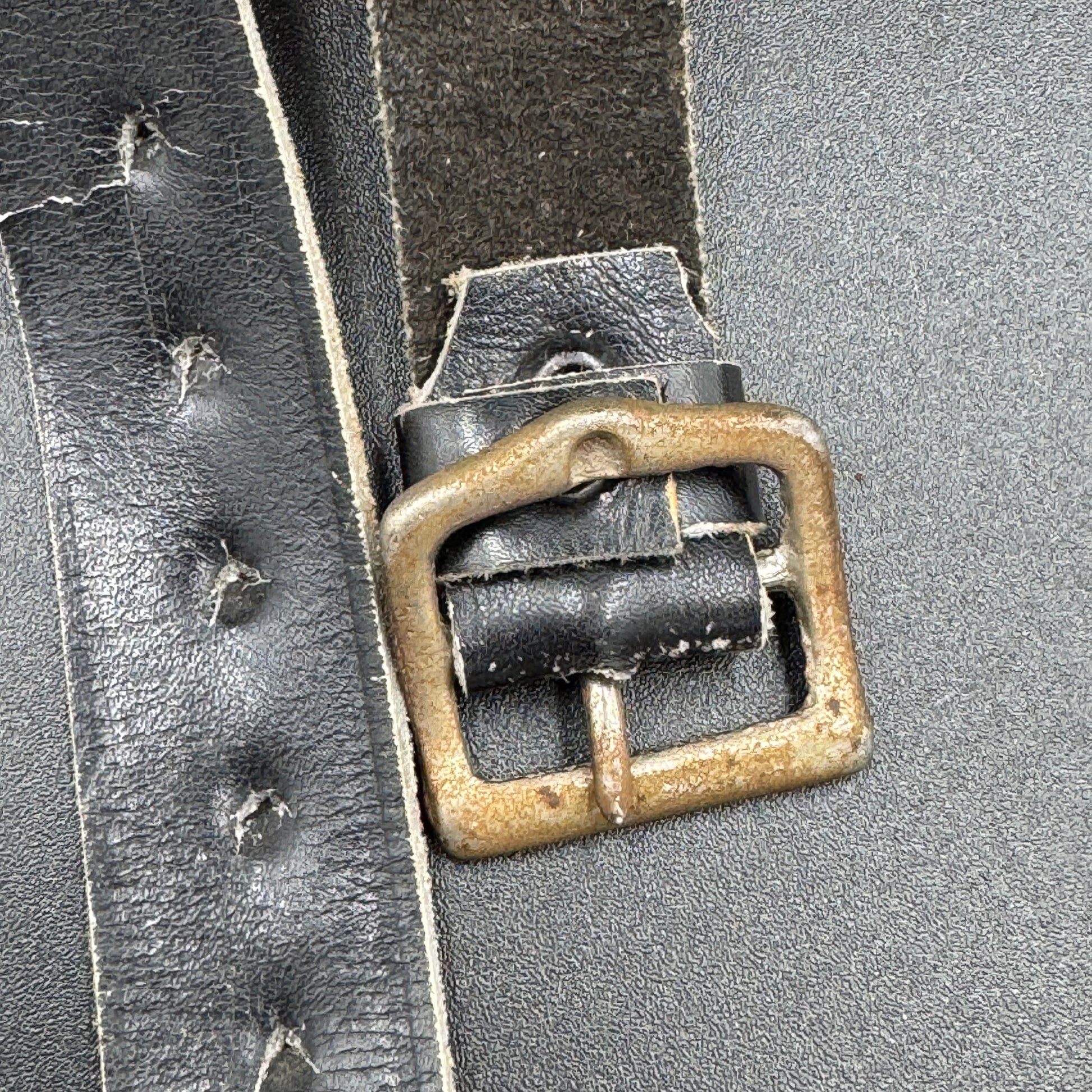 WW2 original artifact – M40 ‘beaded’ Luftschutz steel helmet Q66 – interior page