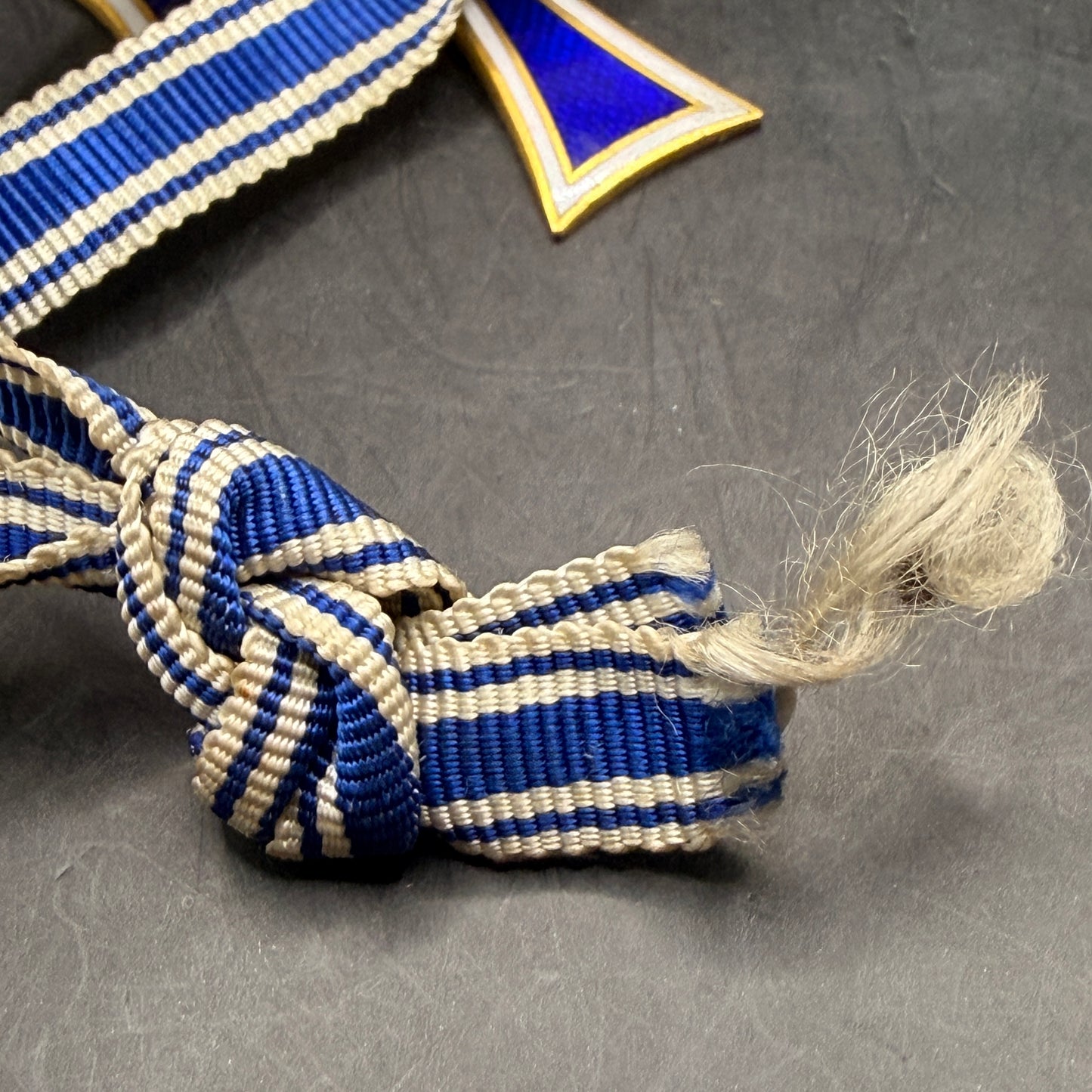 WW2 original artifact – Mutter Kreuz Gold – interior page