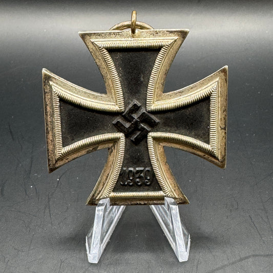 WW2 original artifact – Eiserne Kreuz 2 93 Richard Simm & Söhne – AxisArtifacts