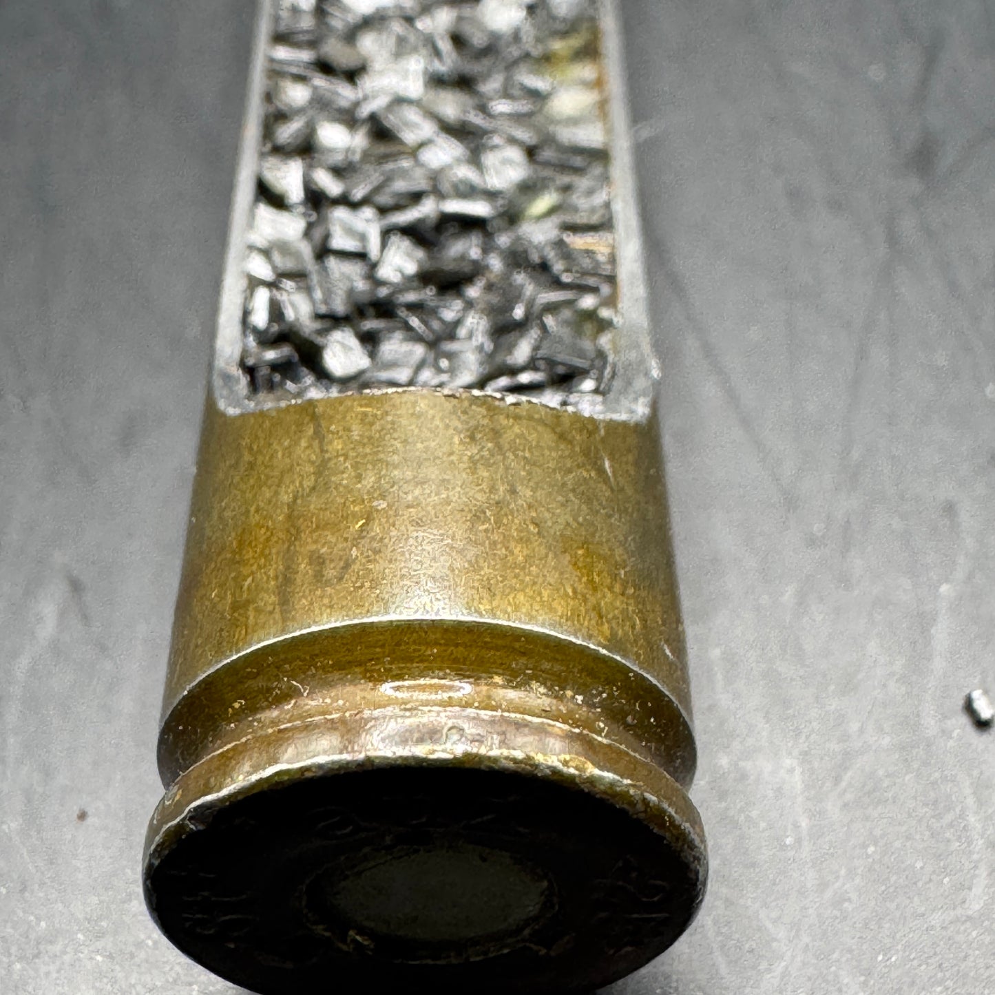 WW2 original artifact – 7,92 x 57 Mauser Zerlegter Leuchtspur 1944 – interior page