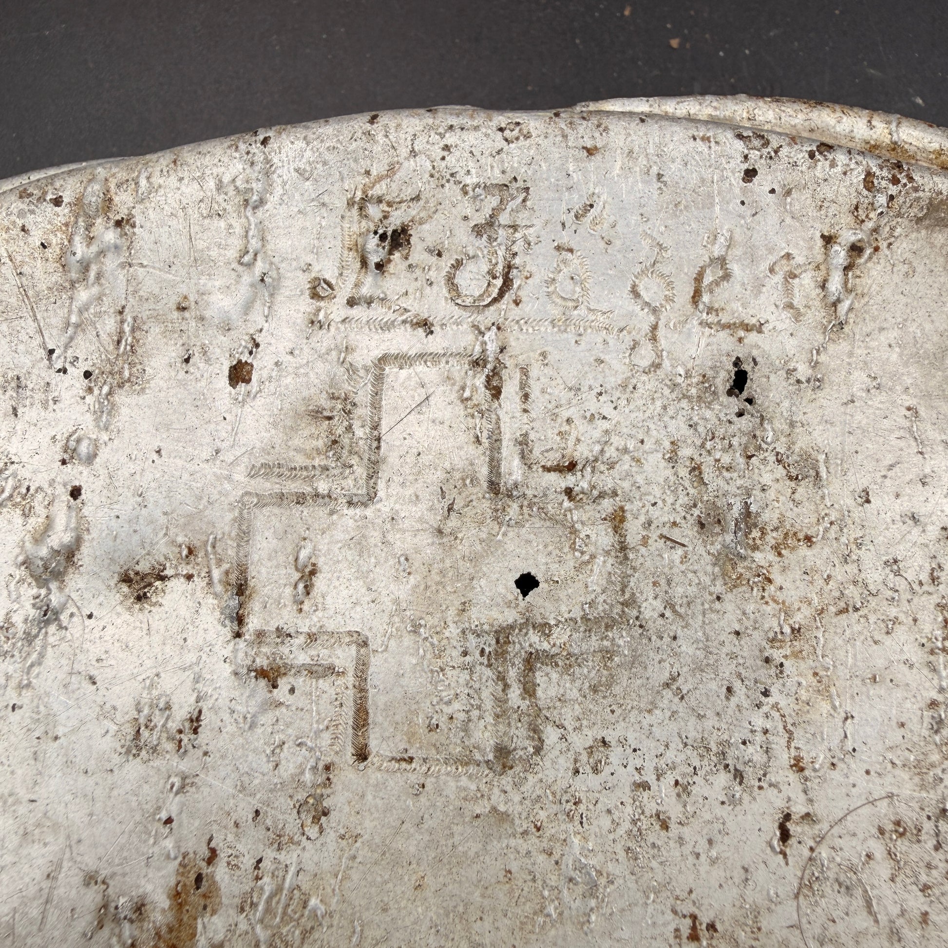 WW2 original artifact – German messkit lid with insription "Jäger" – interior page