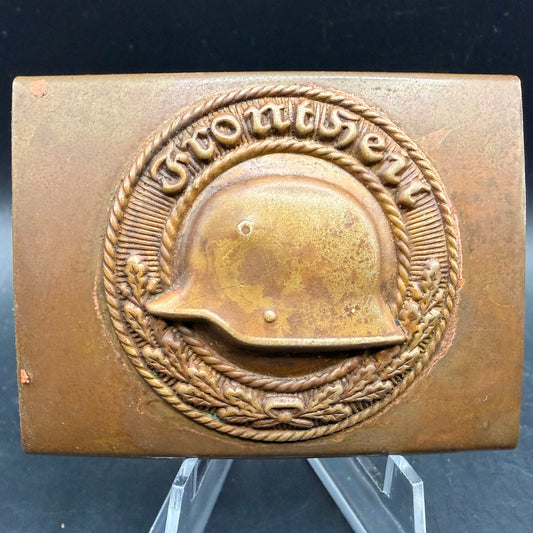 WW2 original artifact – Belt buckle & belt Frontheil – Stahlhelm Bund – interior detail