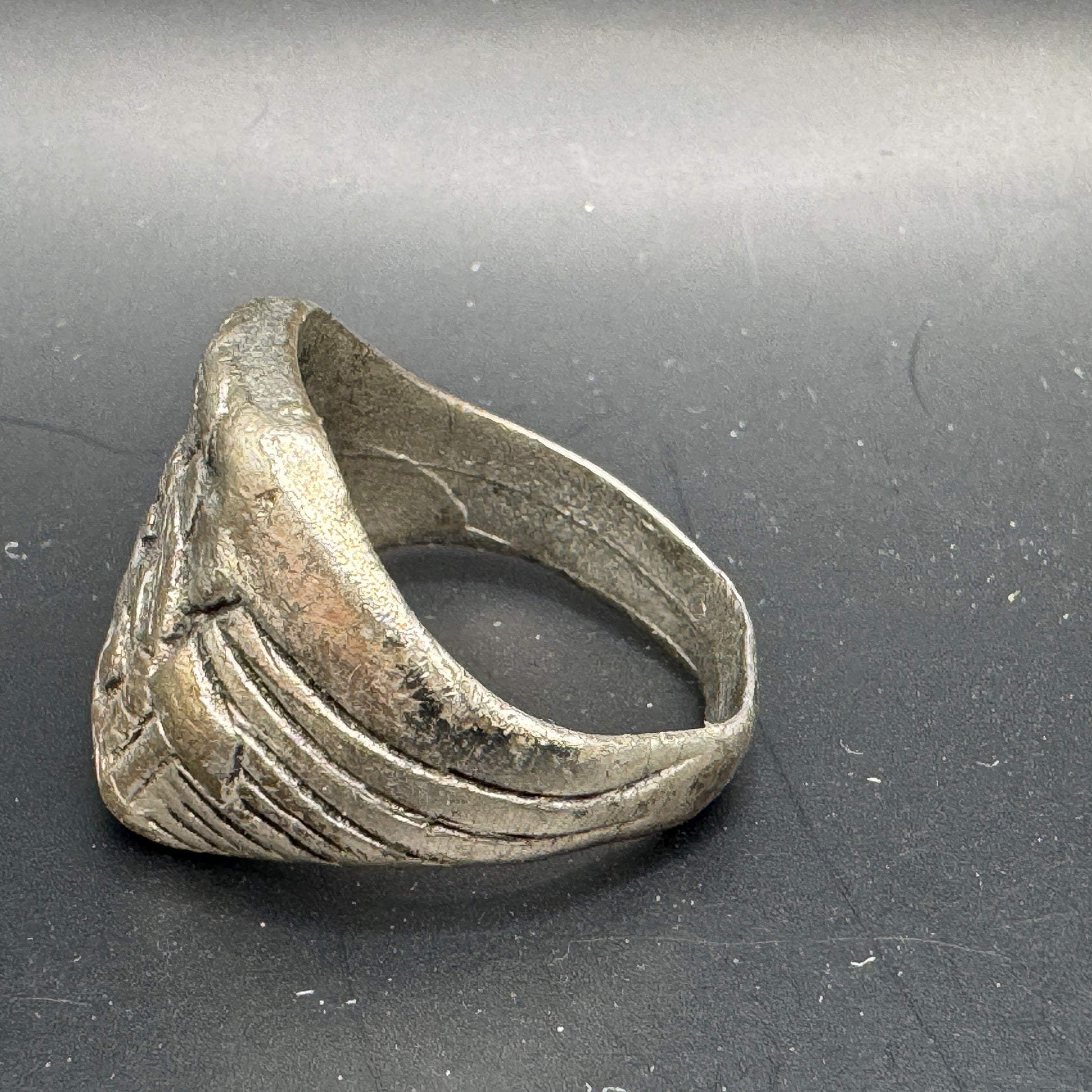 WW2 original artifact – Hitler Youth Leaders' ring 21mm – interior page
