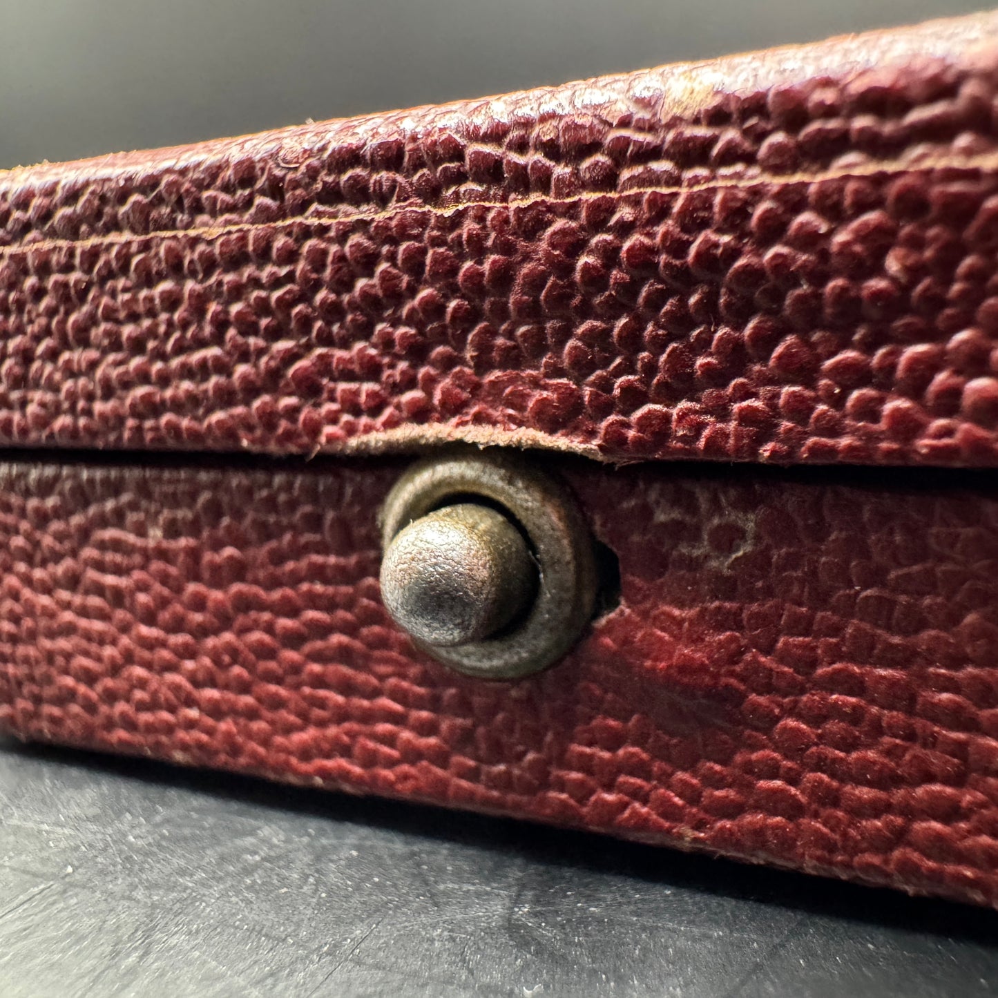 WW2 original artifact – Anschluss medal Sudetenland Cased – interior page