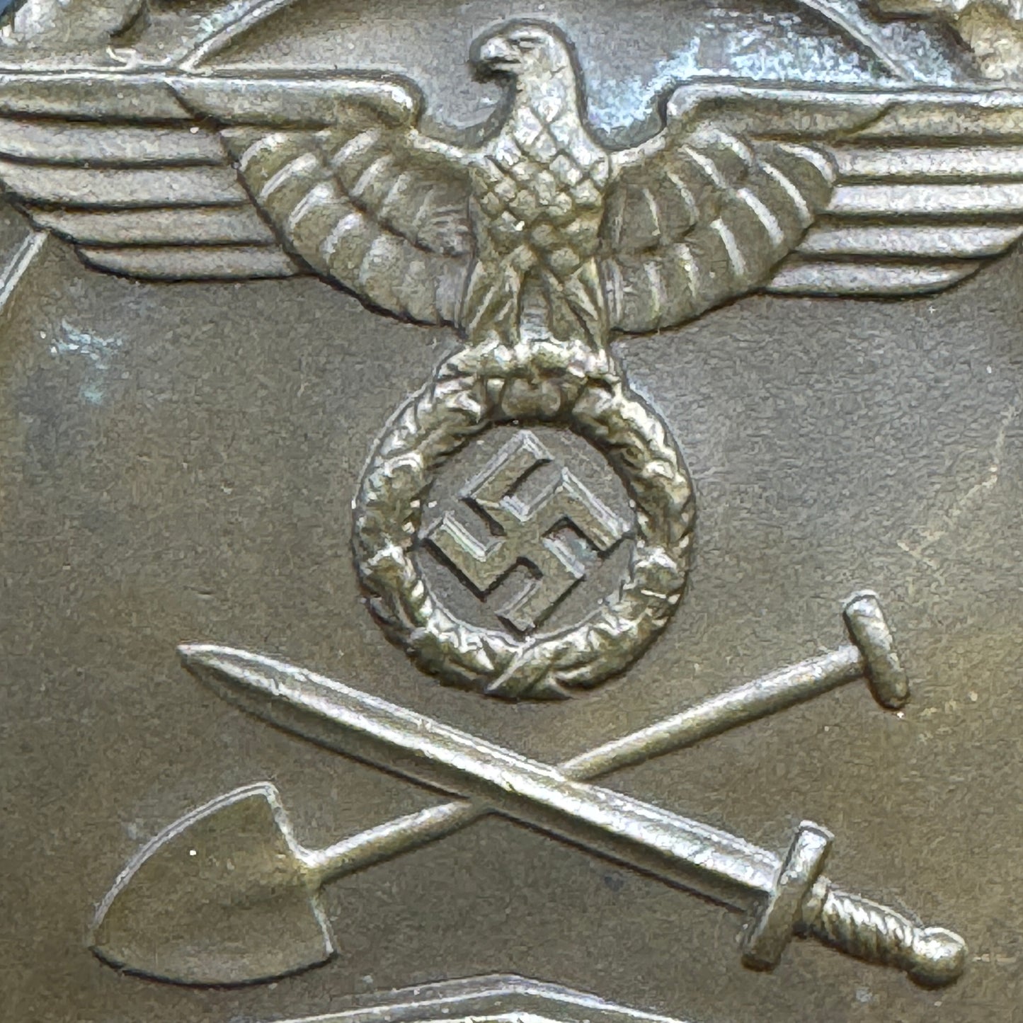 WW2 original artifact – Westwall medaille – interior page