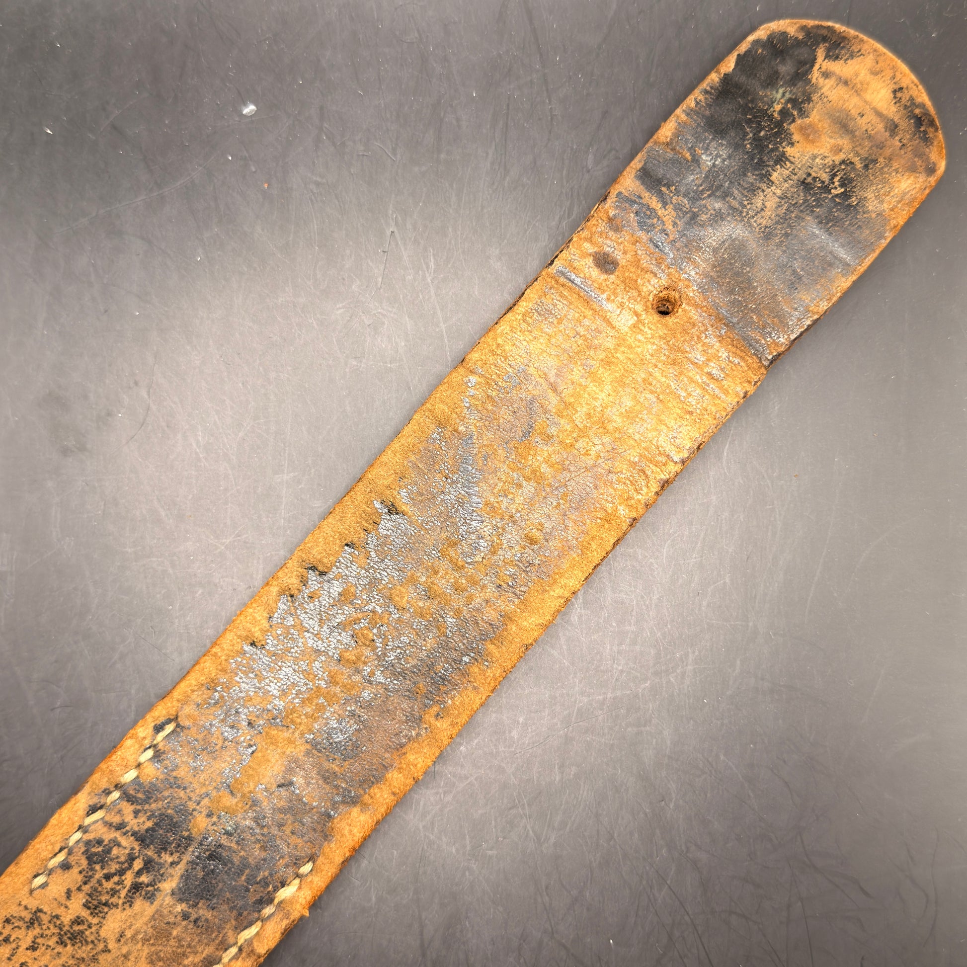 WW2 original artifact – Belt buckle & belt Frontheil – Stahlhelm Bund – interior page