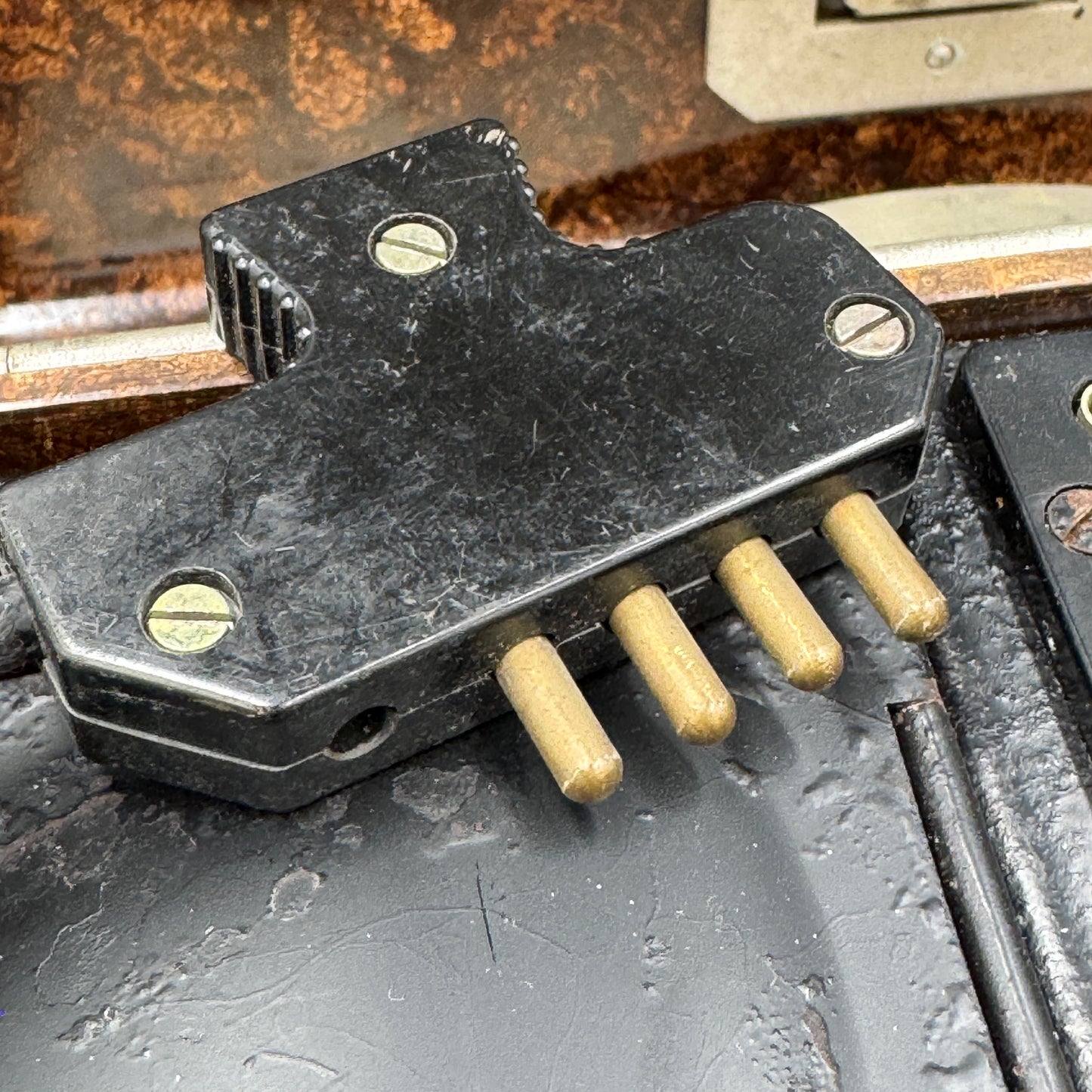 WW2 original artifact – German Field Telephone (FF33) by DTW – interior page