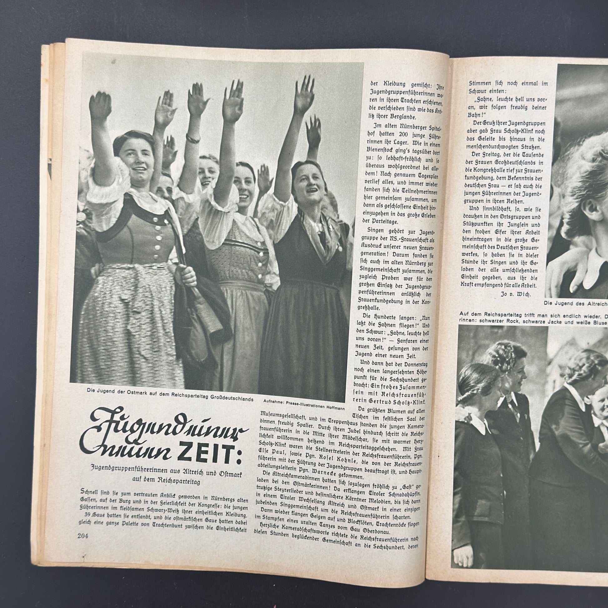 WW2 original artifact – Frauen Warte October 1939 – interior title page