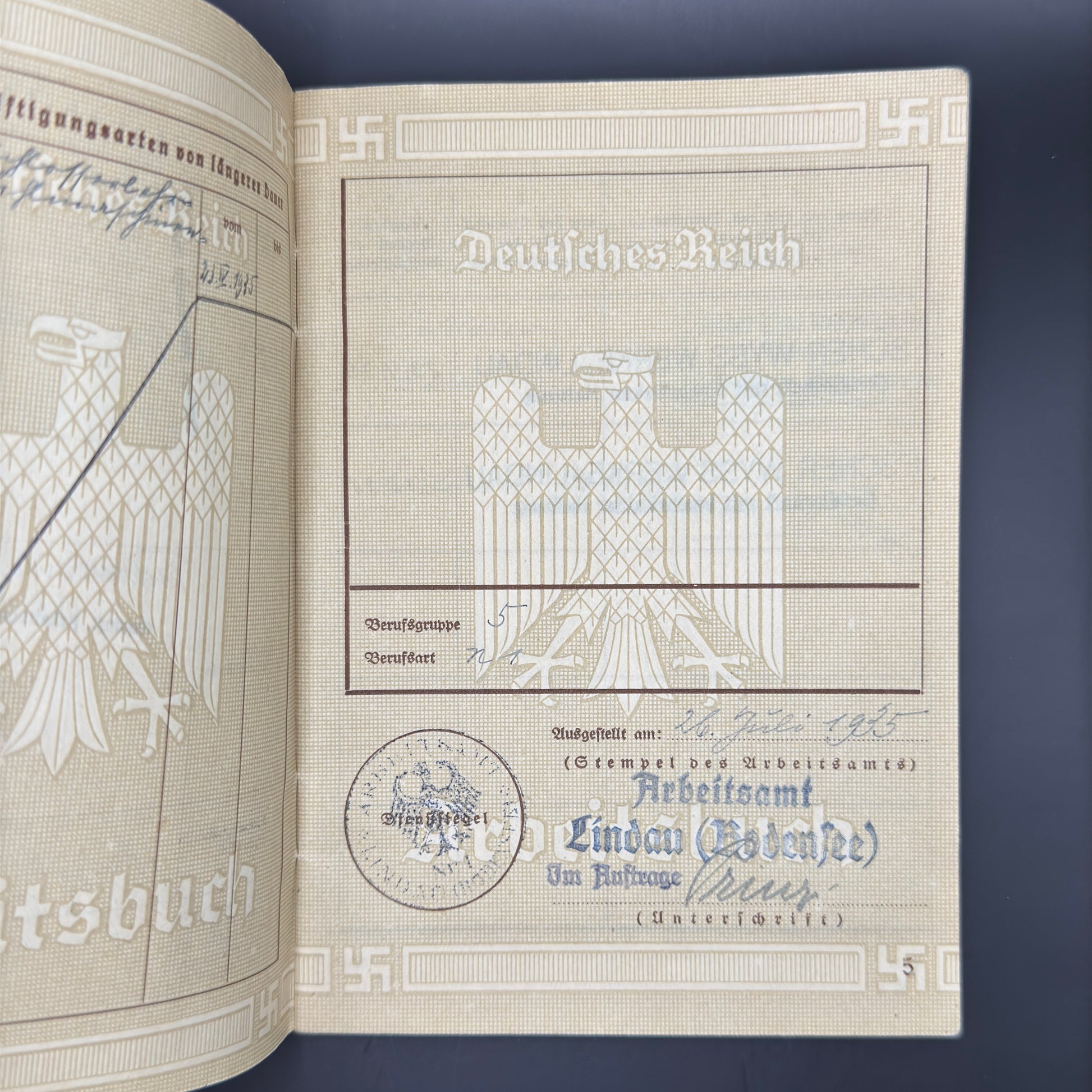 WW2 original artifact – Arbeitsbuch Locksmith – interior page