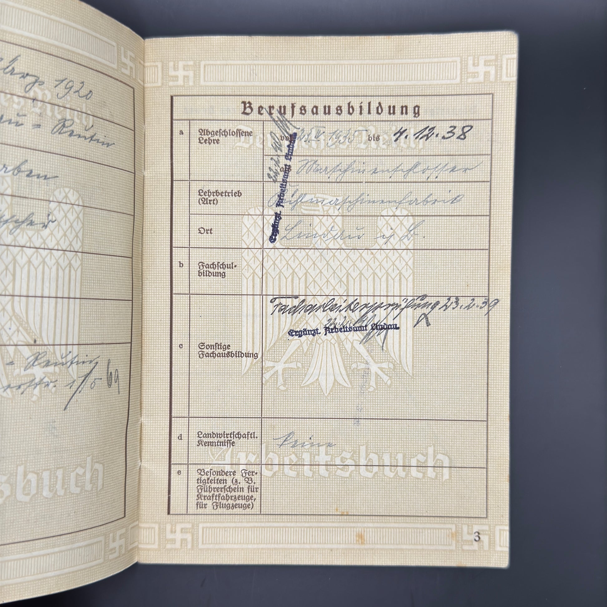 WW2 original artifact – Arbeitsbuch Locksmith – interior page