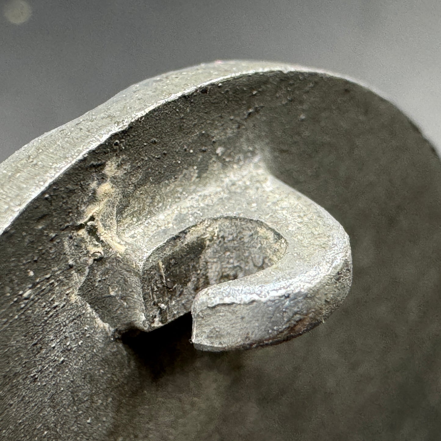 WW2 original artifact – Verwundeten Abzeichen Silber 26 – interior page